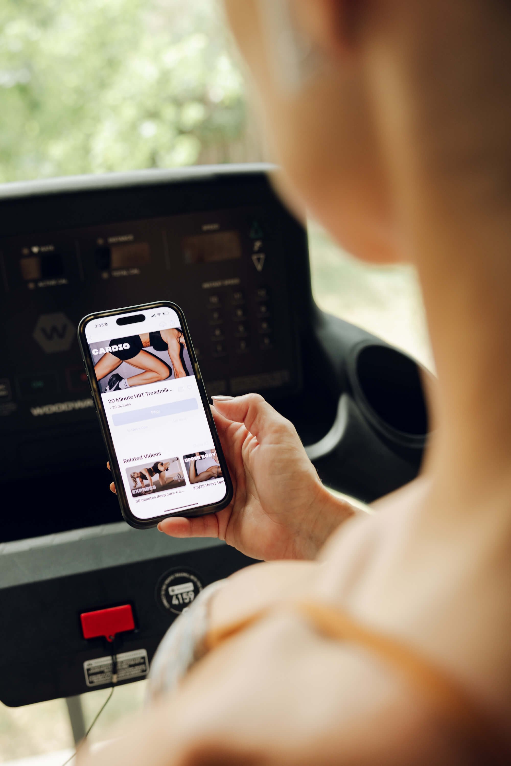 Unlimited access to on-demand and live fitness classes—all from the comfort of home.