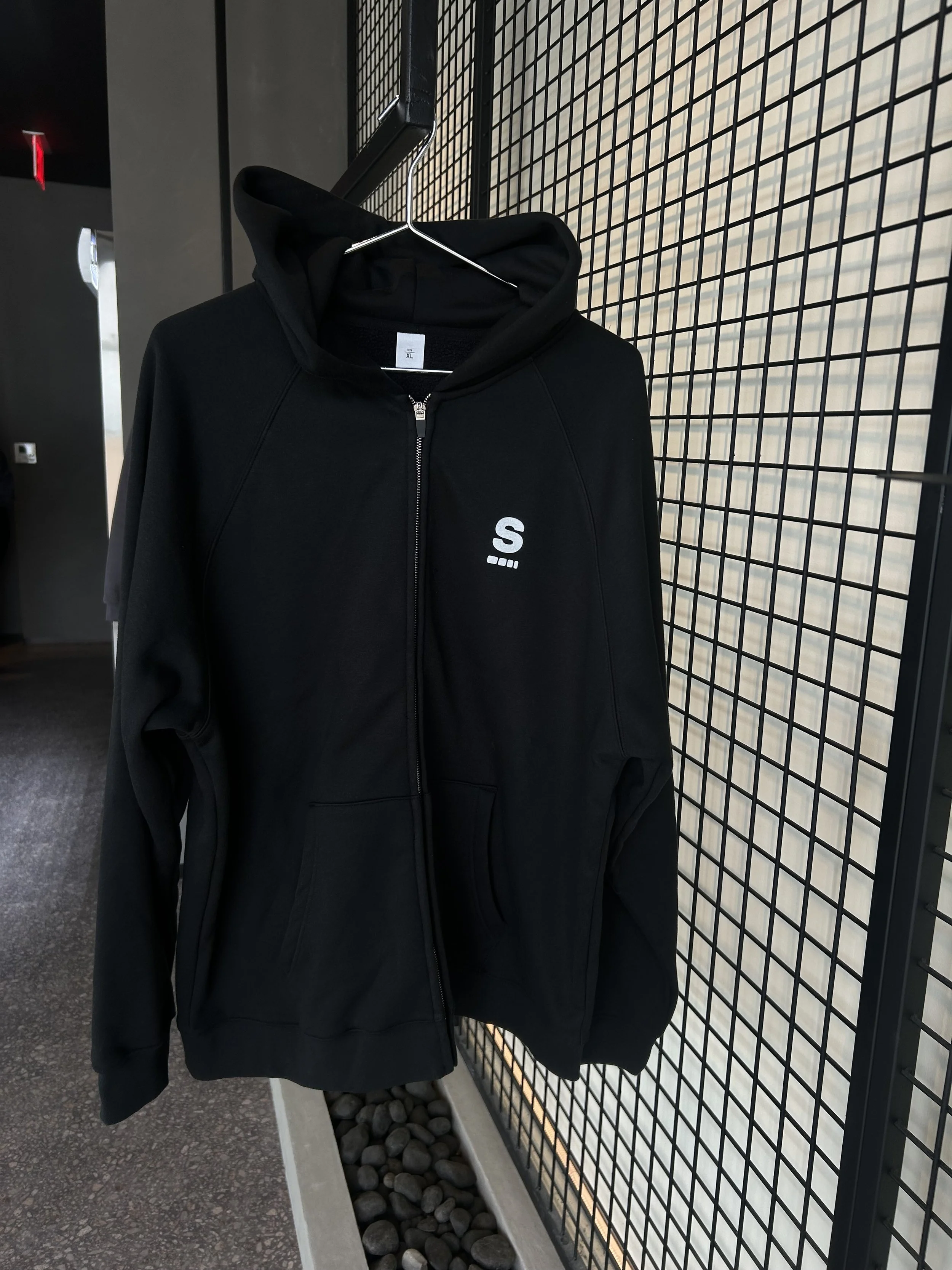 Oversized zip up hoodie.jpg