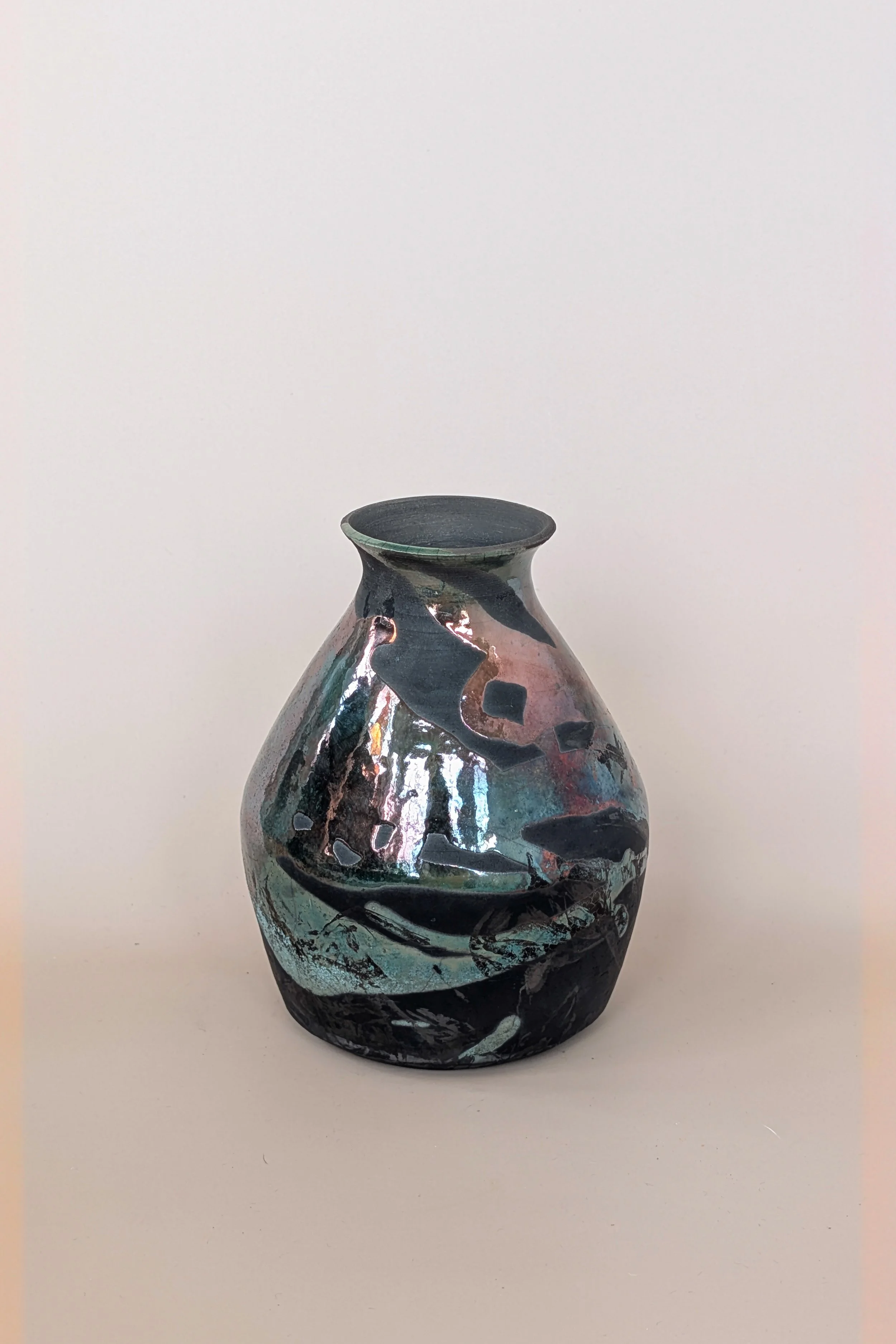 Short copper raku vase. 2025.