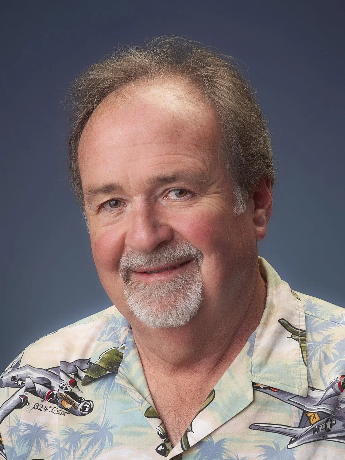 Portrait of Raymond Byram, award winning fine art landscape painter of Asheville, NC.