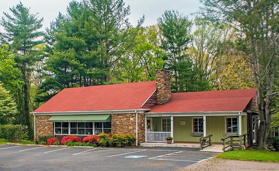 Tunnel Road Arts & Crafts Gallery, Asheville NC.