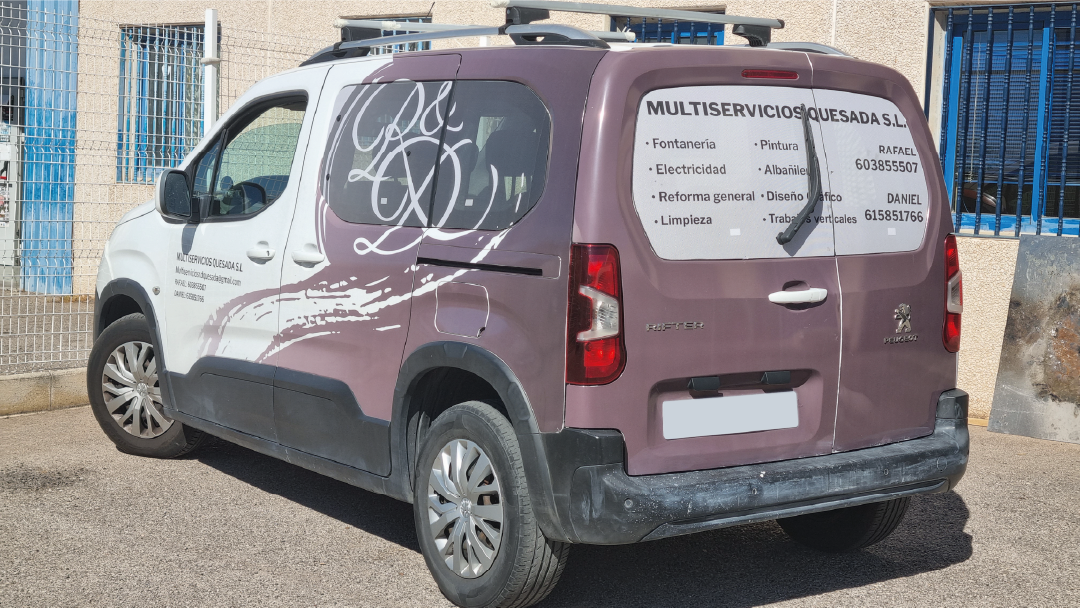 COCHE R&D.webp