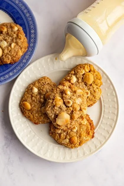 milk & cookies : a morning chat for women