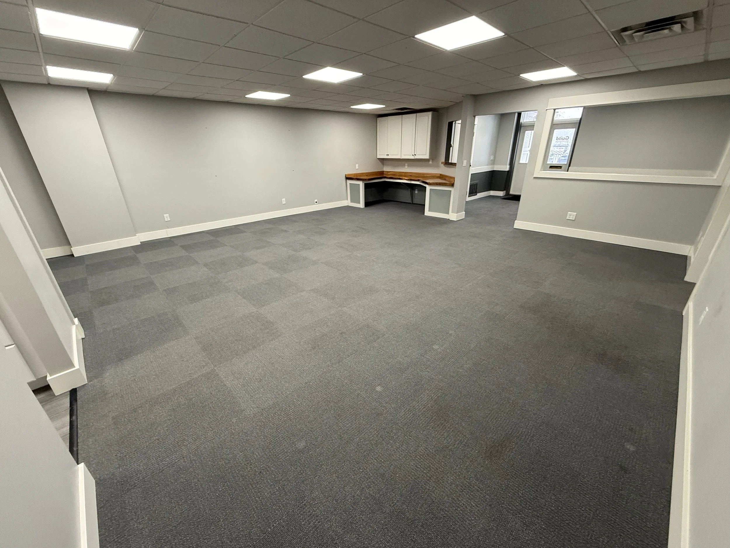 141 Brady St - Riverfront Ground Floor