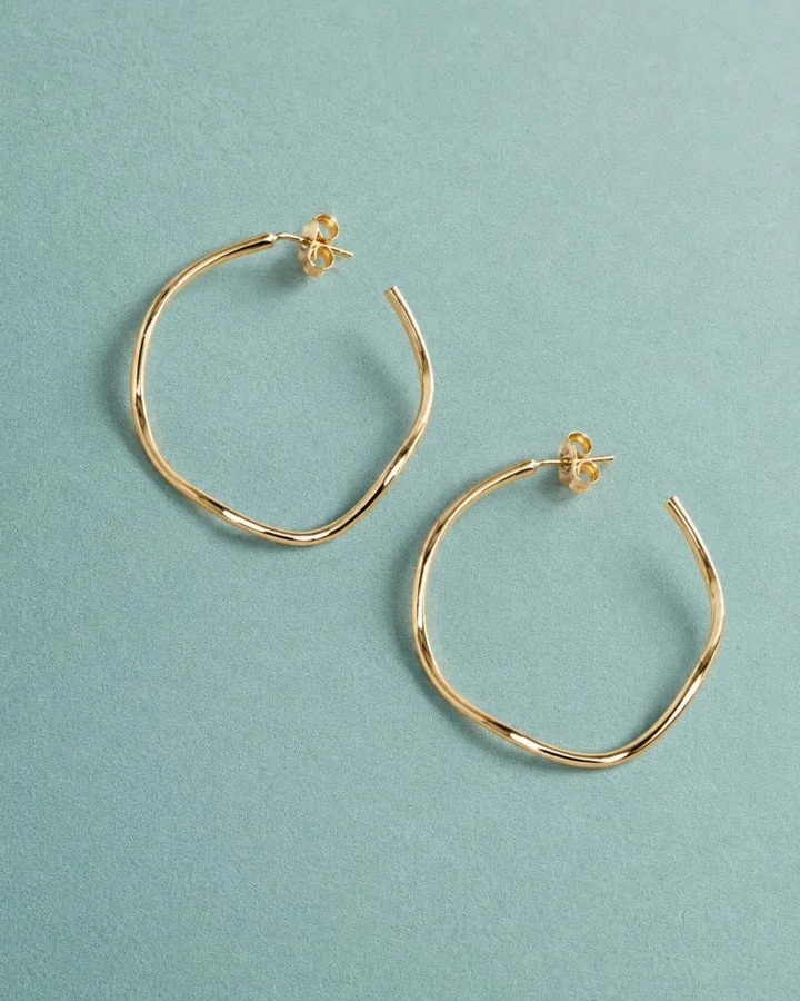 Encuentra en DIORO una pieza para hacerlo inolvidable.

#QuietLuxury #FineJewelry #Oro18K
