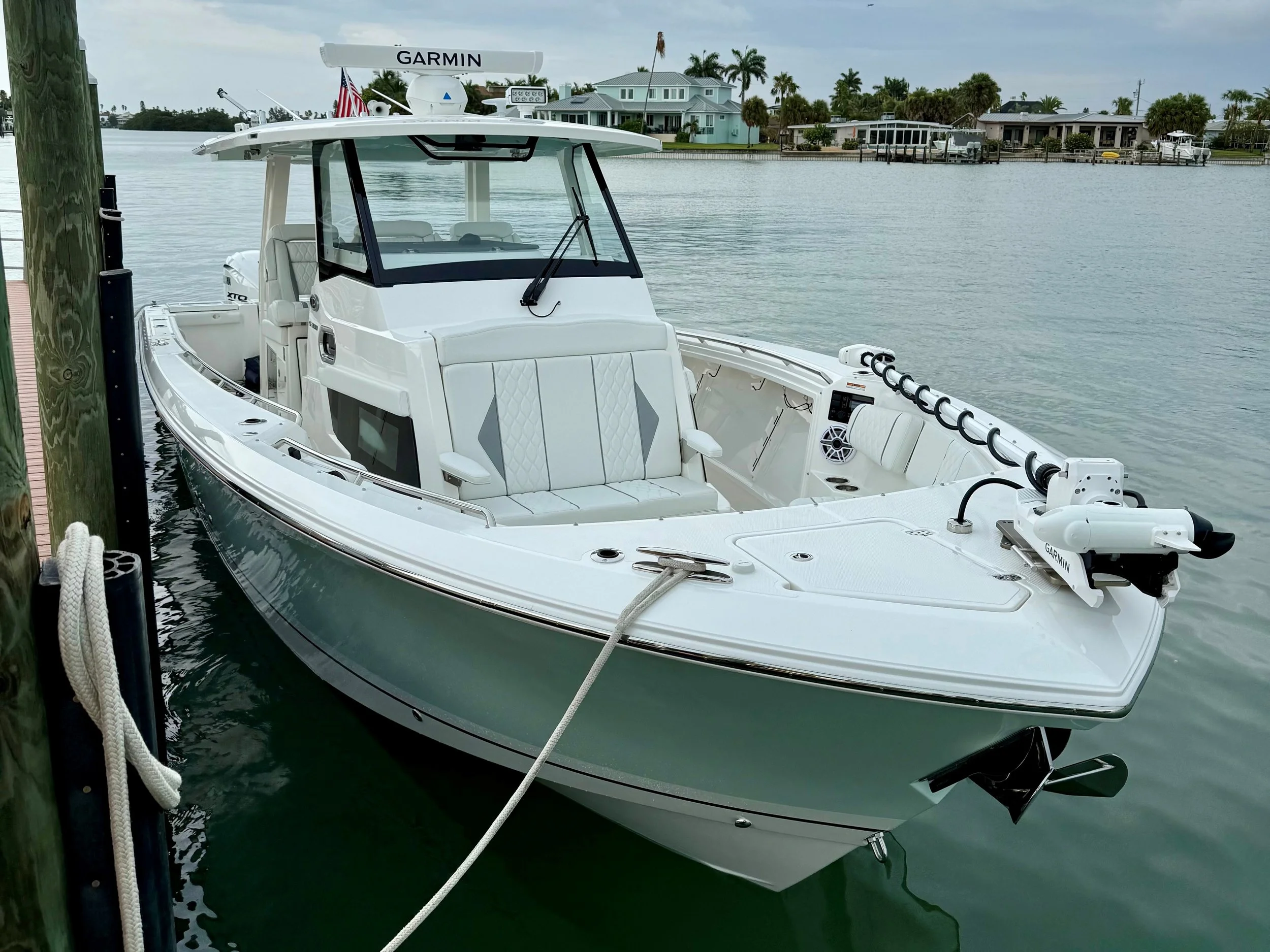 Pursuit S358