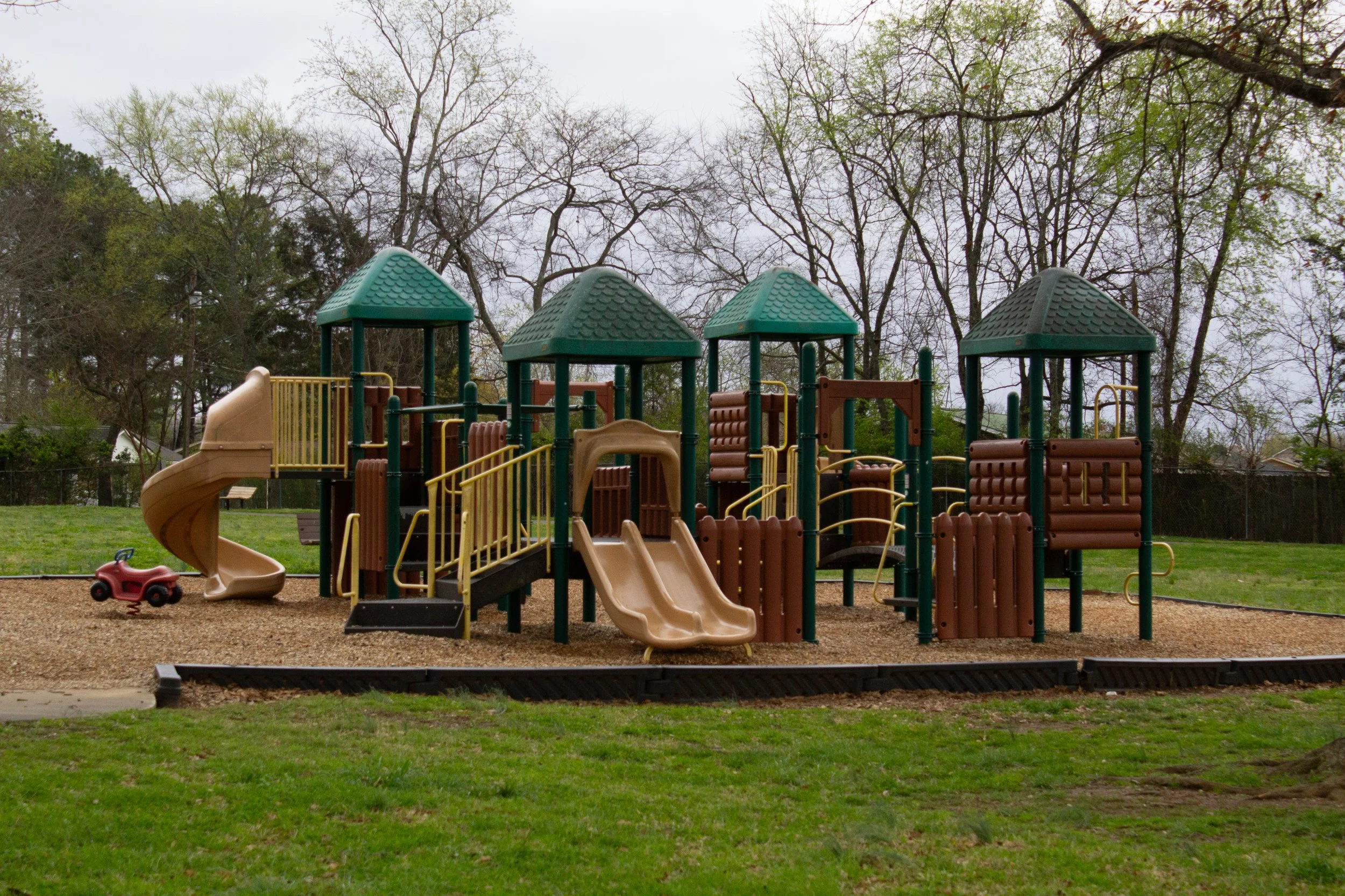 Jamieson_Ellie_1050Place_1.jpg
