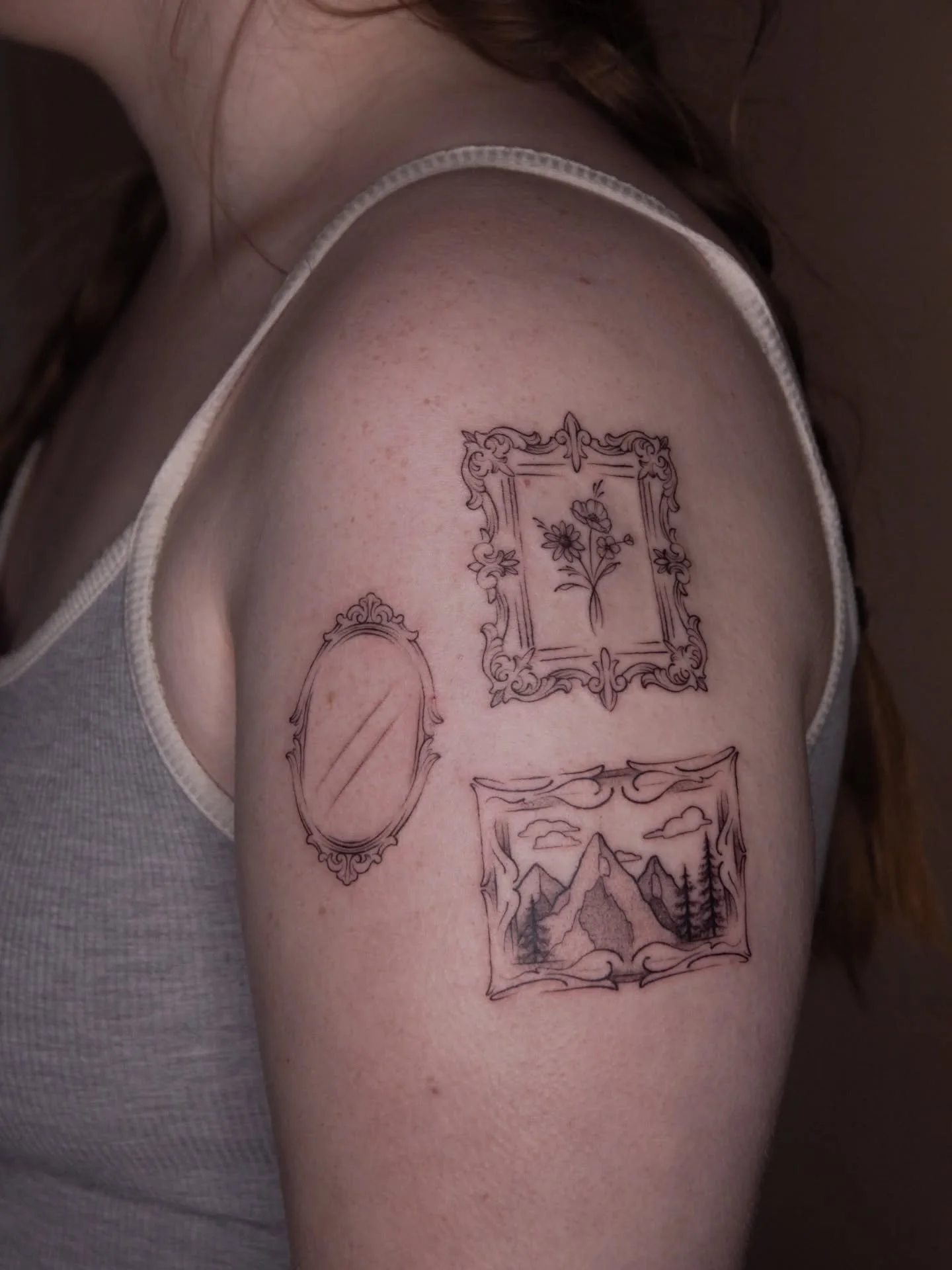 Tiny frames, big meaning ✨
A little gallery you carry with you &mdash; delicate fine lines, soft detail, and stories that live under the skin 🖼️🌿
What would you put in your frame?

DMs open for bookings &amp; custom ideas.
.
.
.
Fine Line Illustrat