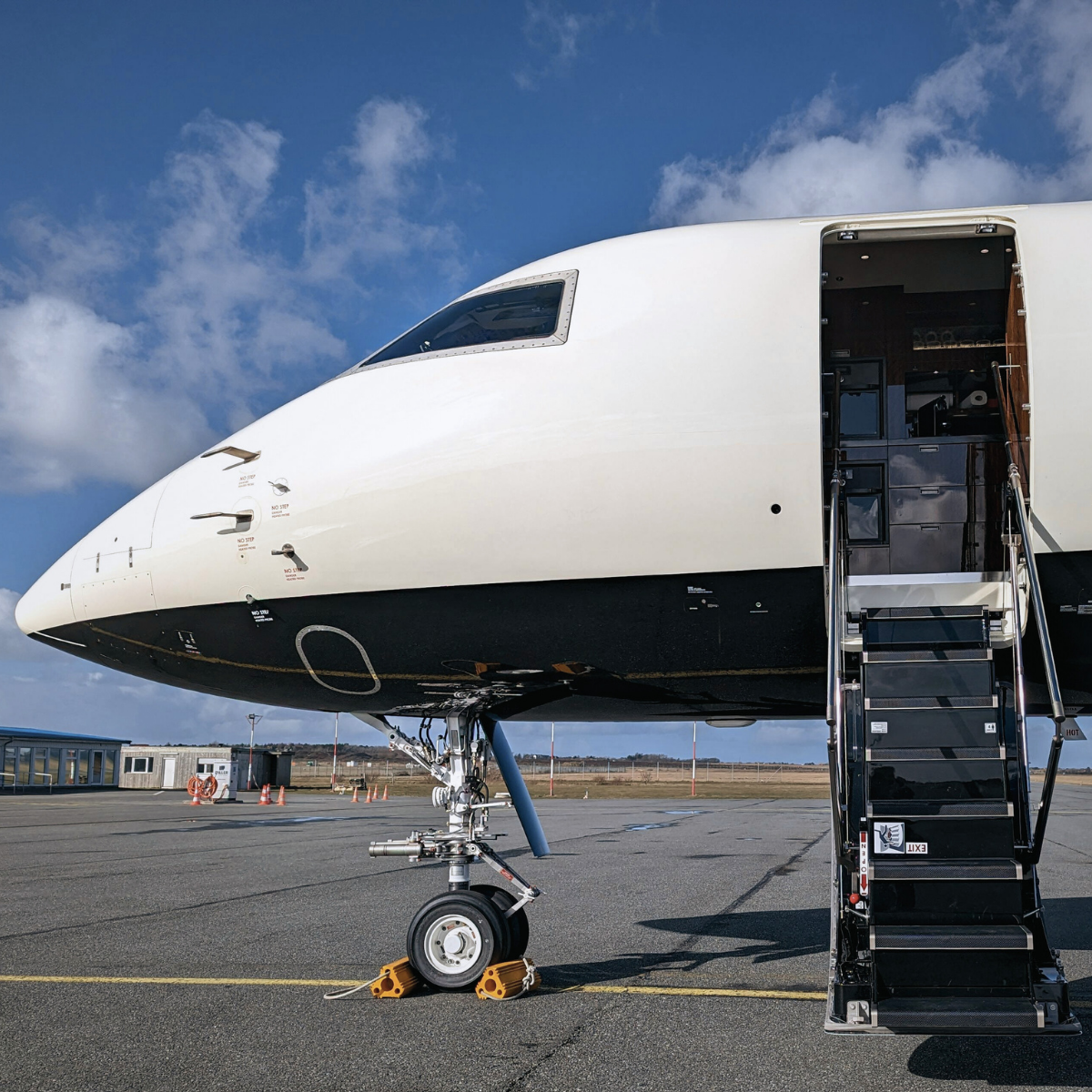 Field Note: The Sky Between Meetings