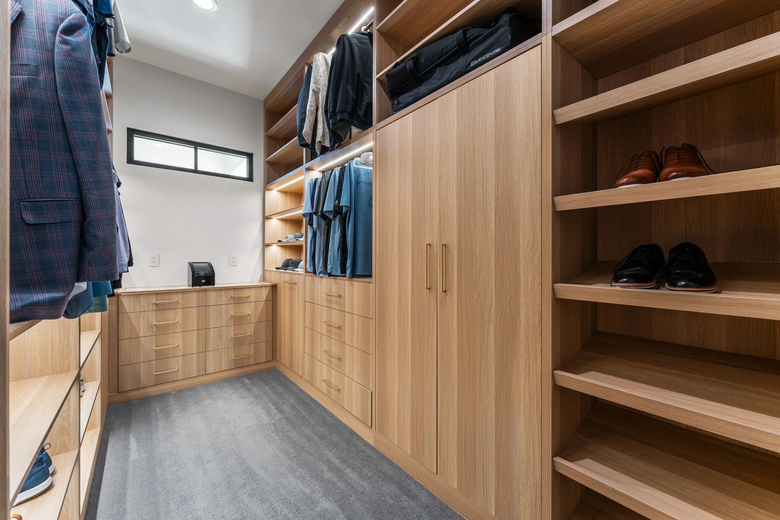 251 Mondrian - main 29.jpg