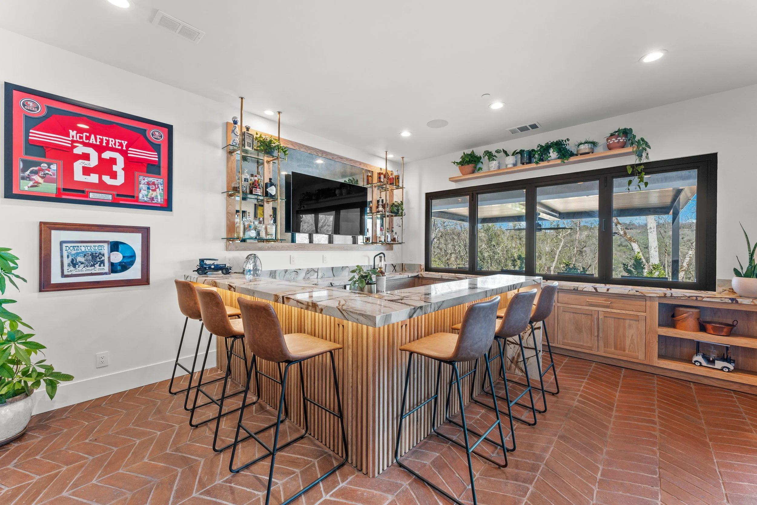 251 Mondrian - main 19.jpg