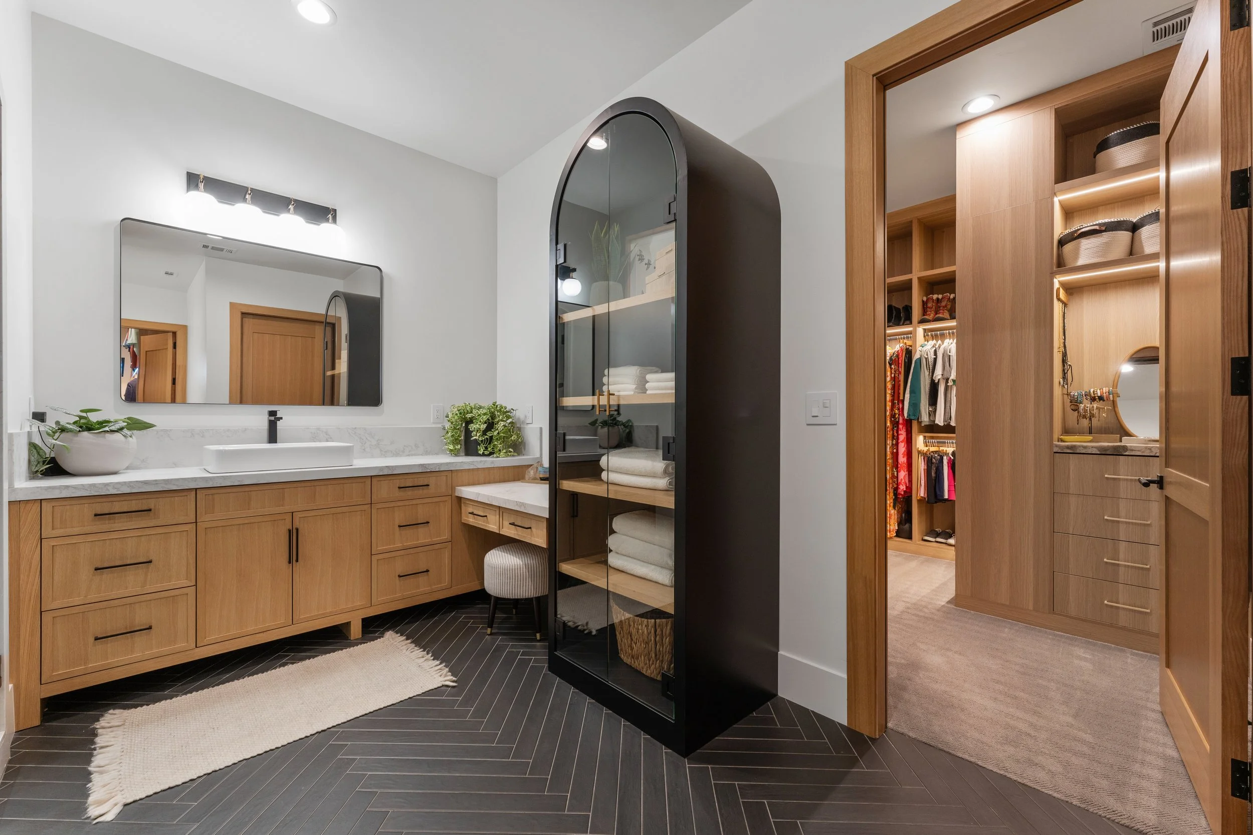 251 Mondrian - main 25.jpg