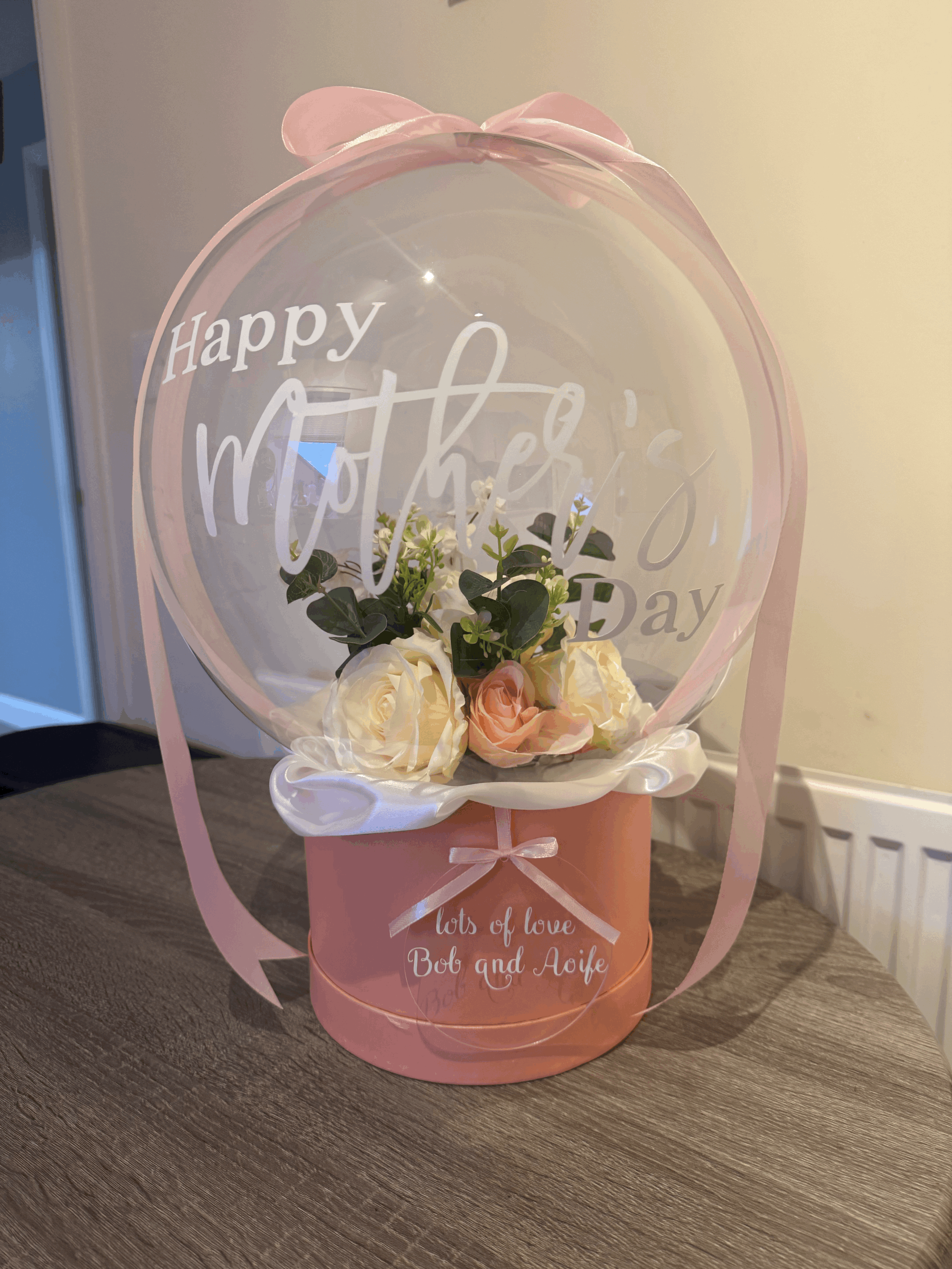 mothers day or any occasions artificial flower arrangment balloon