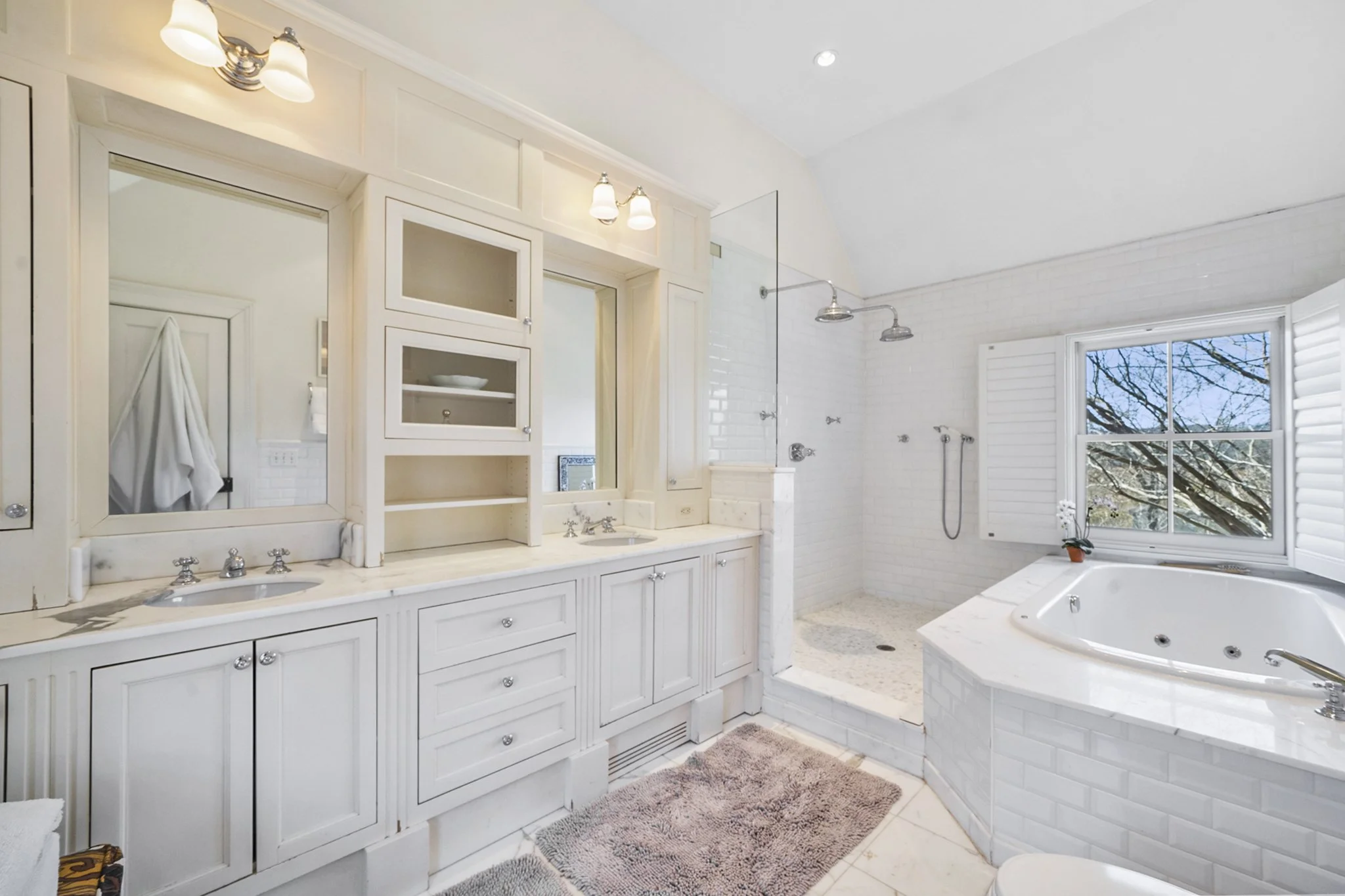 252 Beaver Dam Rd, Brookhaven Hamlet
