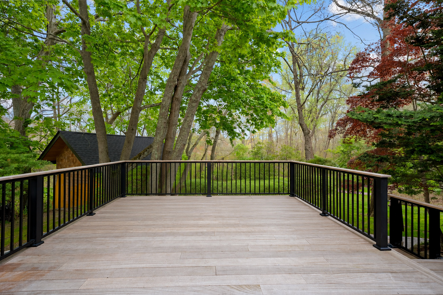 6 Prairie Lane Patio.png