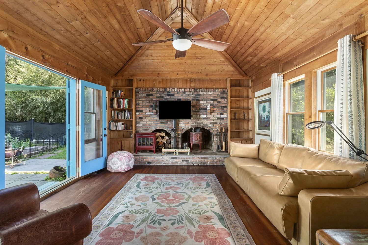 65 Hedges Rd.