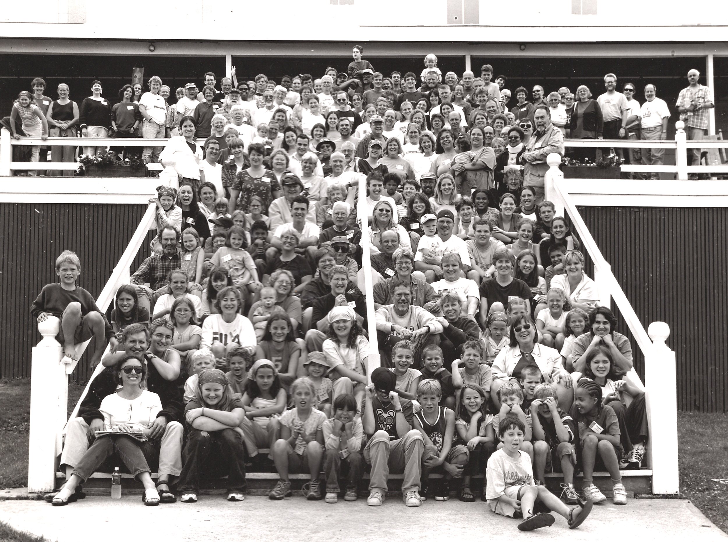 2001_LOAS1.jpg