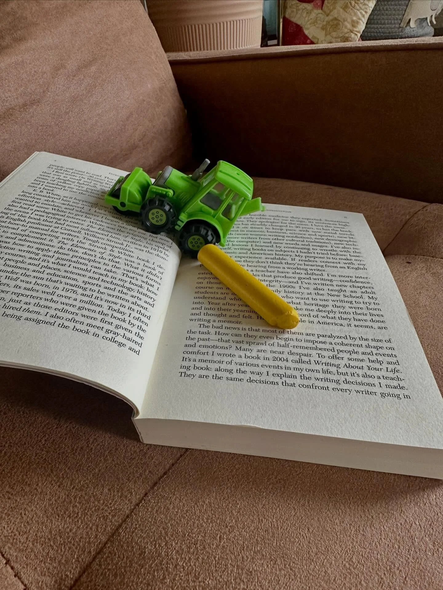 Today my page holder is a toy car
and my highlighter is a crayon.

Studying &ldquo;On Writing Well&rdquo; to become a better nonfiction writer.

Still learning and refining the craft, even on sick days.

#ChristianAuthor
#FaithfulInTheSmall
#WritingL