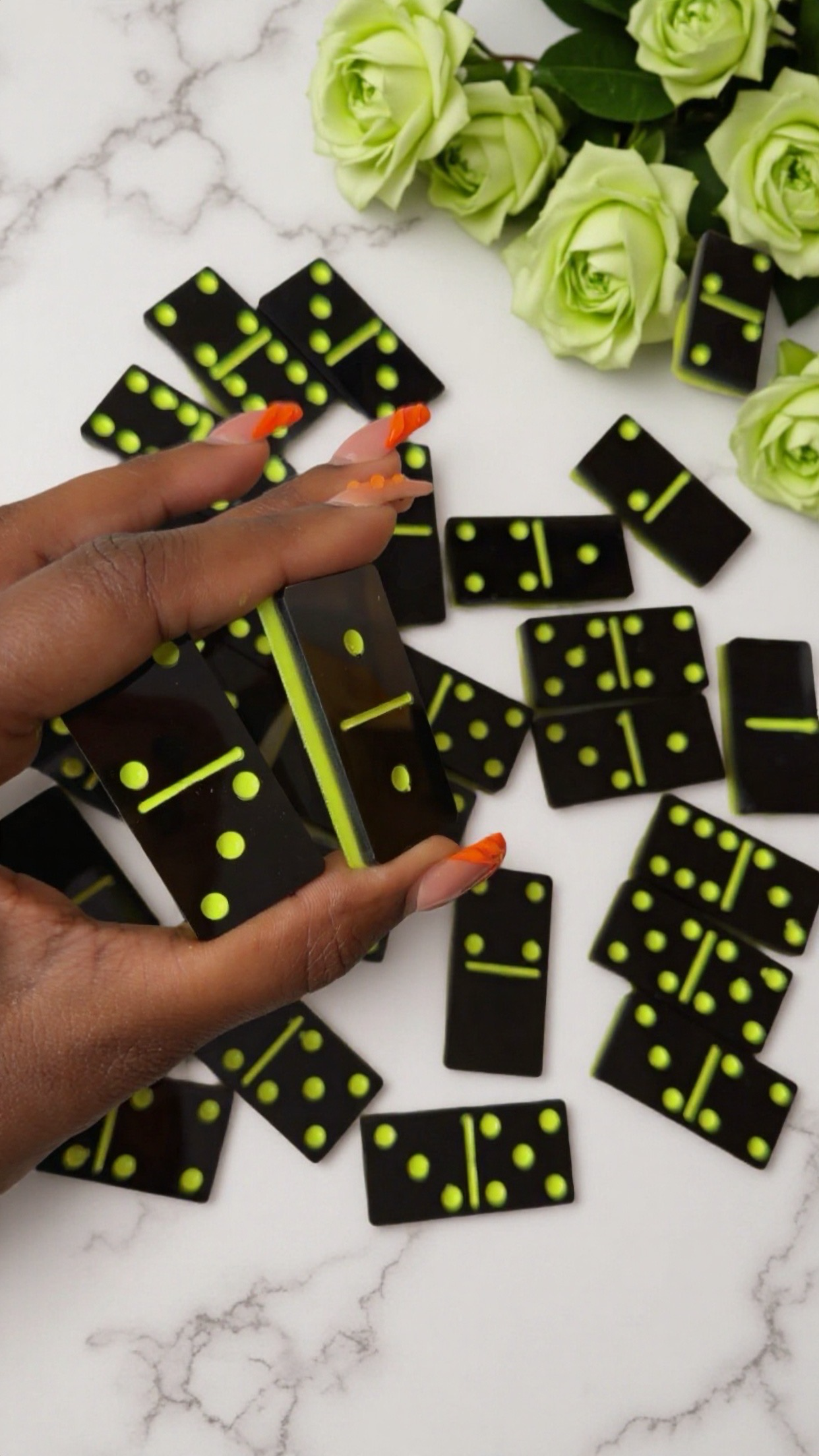 Resin Domino