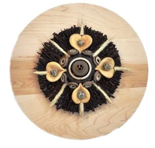 4 HEARTS
 
8" circle - piece
 
12" circle - mounted