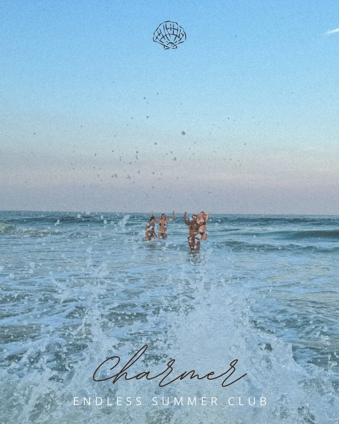 Charmer&rsquo;s Endless Summer Club starts with our personalized necessities &amp; our BFFs 

👯🏽&zwj;♀️👙🐠🍉

Tag your best friends who you want an endless summer with !!!!