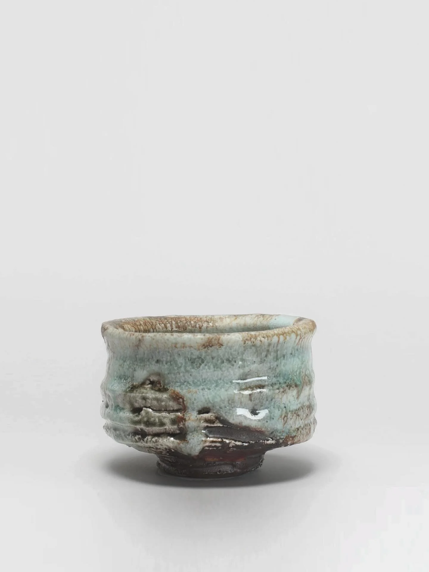 &mdash;
Artwork: Chawan - Tea bowl
Artist: Kurouemon Kumano
Medium: Stoneware, Kuma-Shino glaze
Category: Unique work
Source: @japanartgaleriefm 

#spatialnarrative #artandspace #sensorypresence #embodiedperception #aestheticintelligence