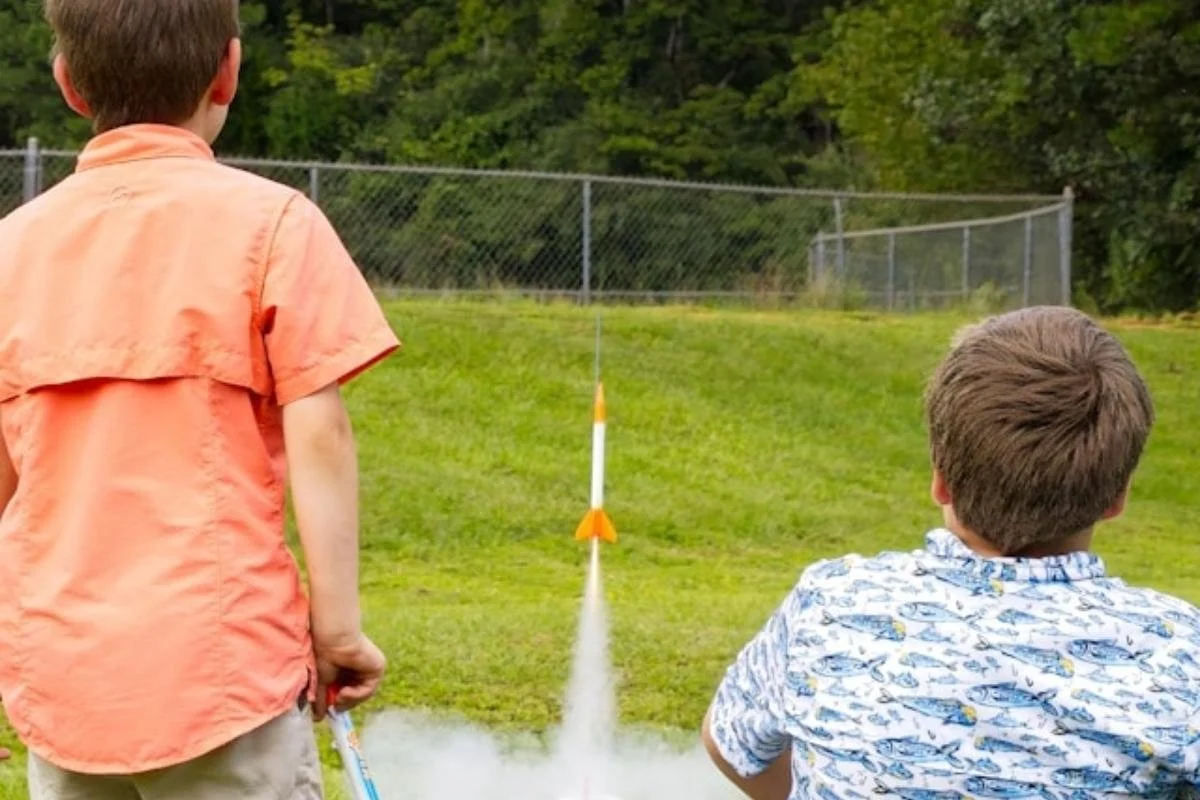 STEM Summer Camp in Novi: Camp Invention (Week 1 – Spark) at Detroit Catholic Central – Novi, MI