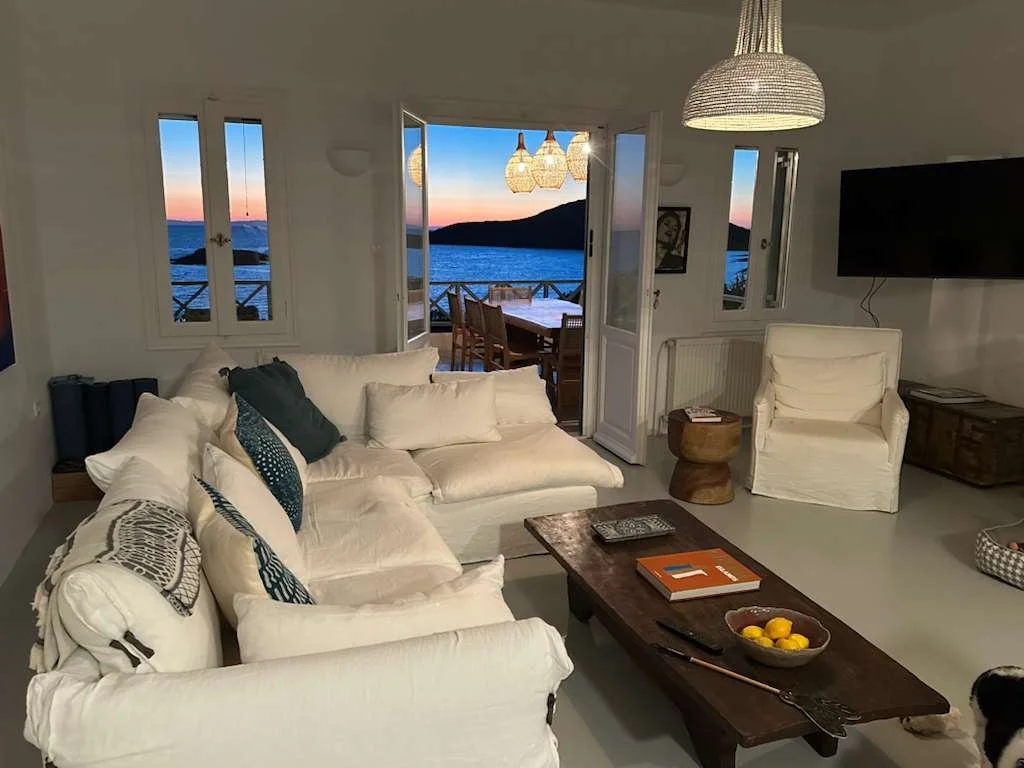 PHOTO-2025-12-11-12-33-40 8.jpg