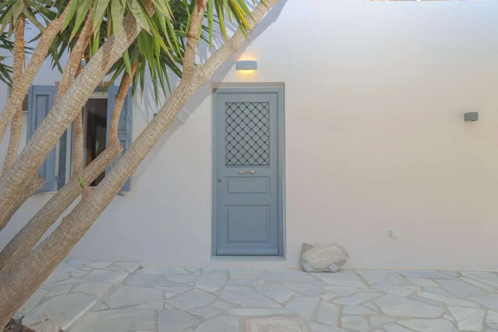 PHOTO-2025-12-11-12-33-42 5.jpg