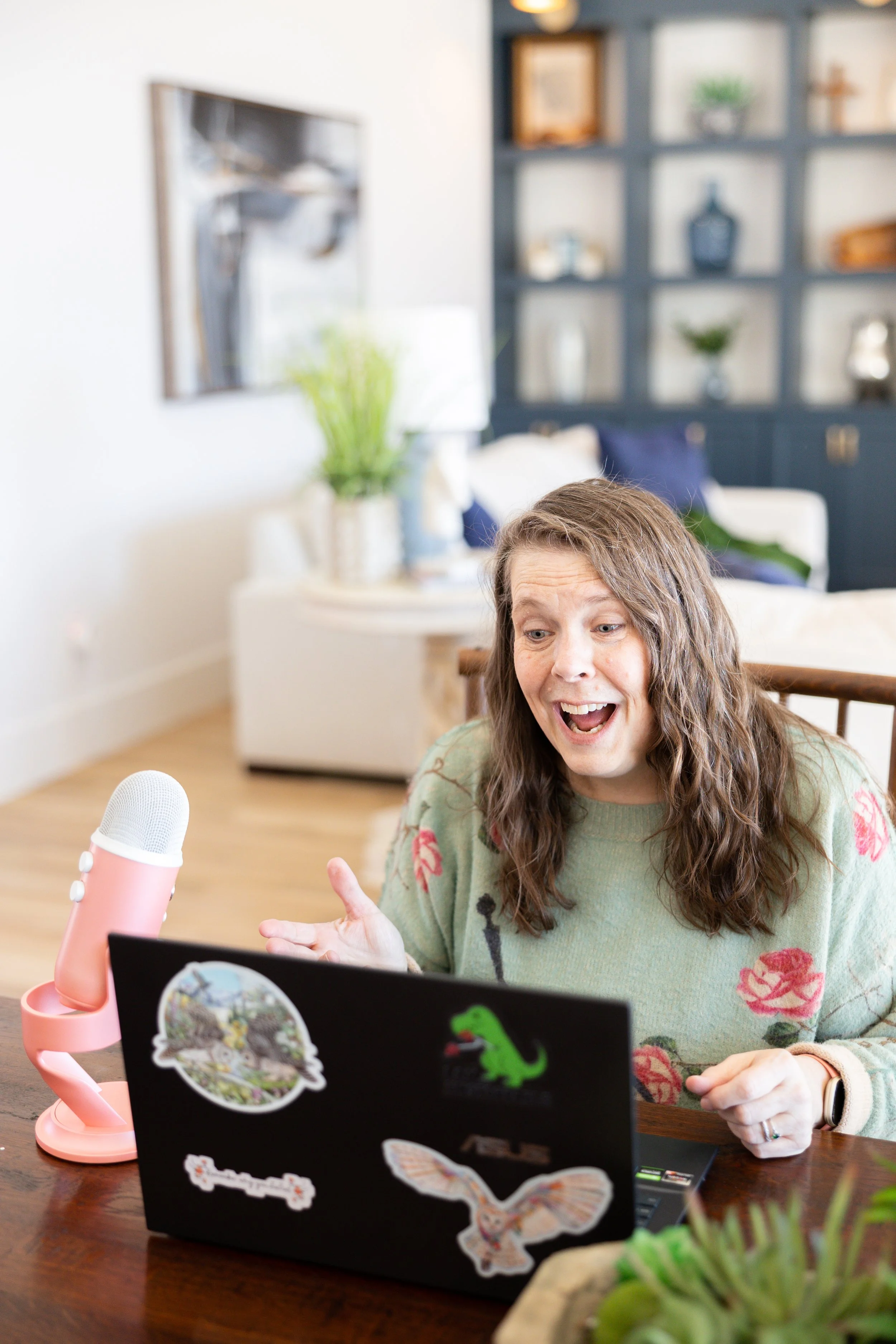 Bobbi Parish Branding Session-92.jpg