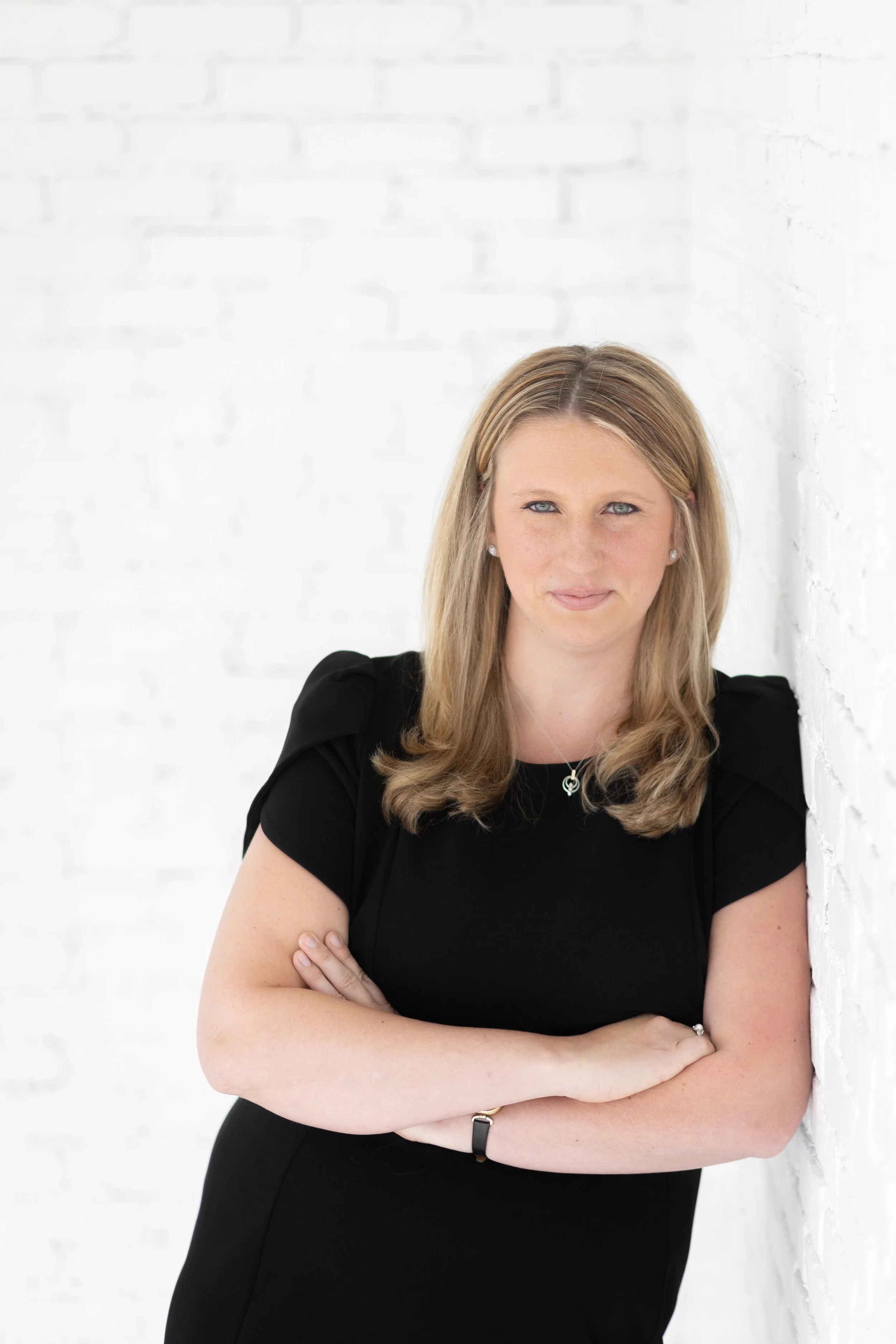 Brittany Dietz Headshot Mini Session-17.jpg