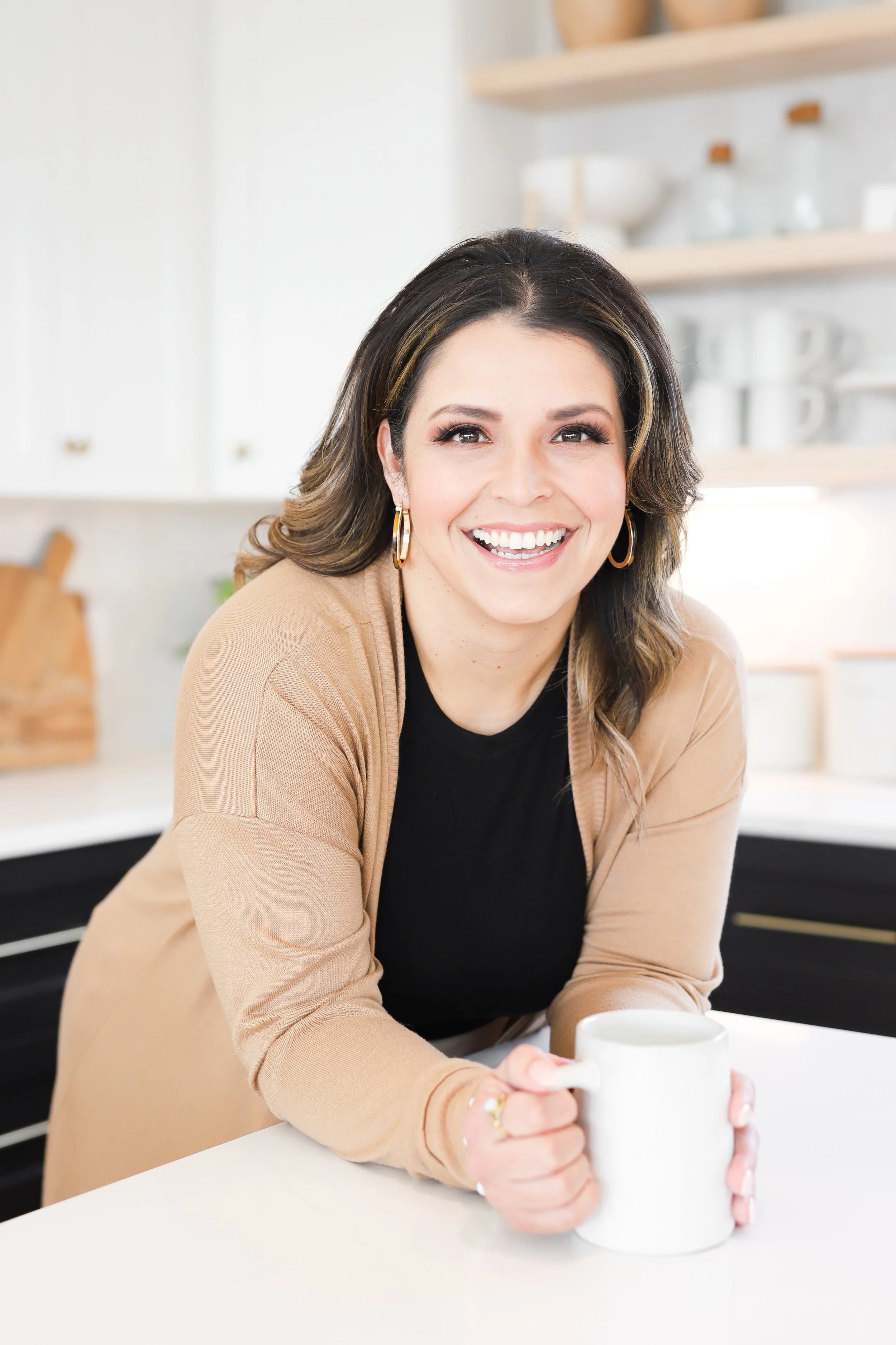 Erica Anaya Branding Session-8.jpg