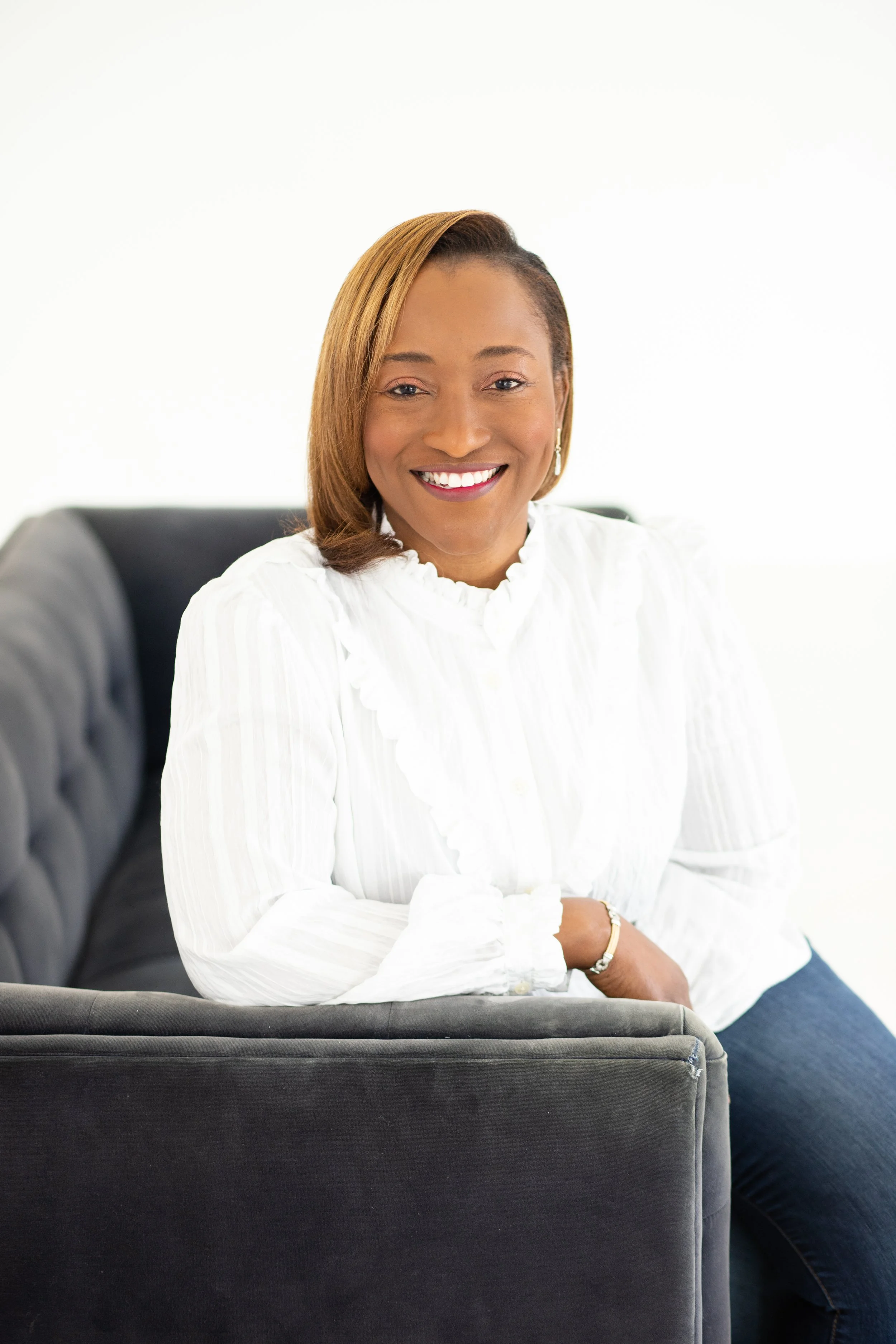 Oyin Kokoricha Headshot Session-7.jpg