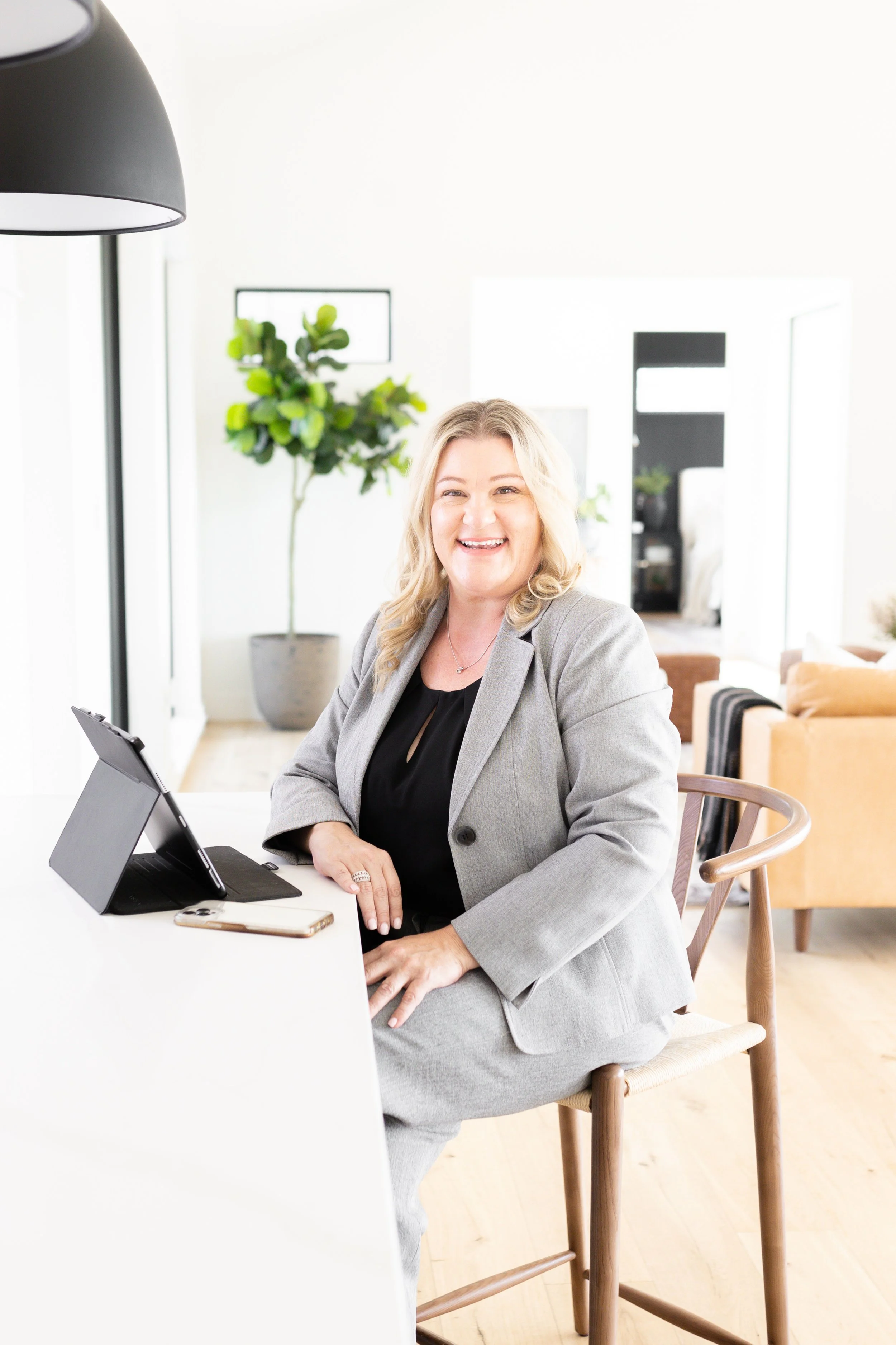 Lisa Shields Branding Session-57.jpg