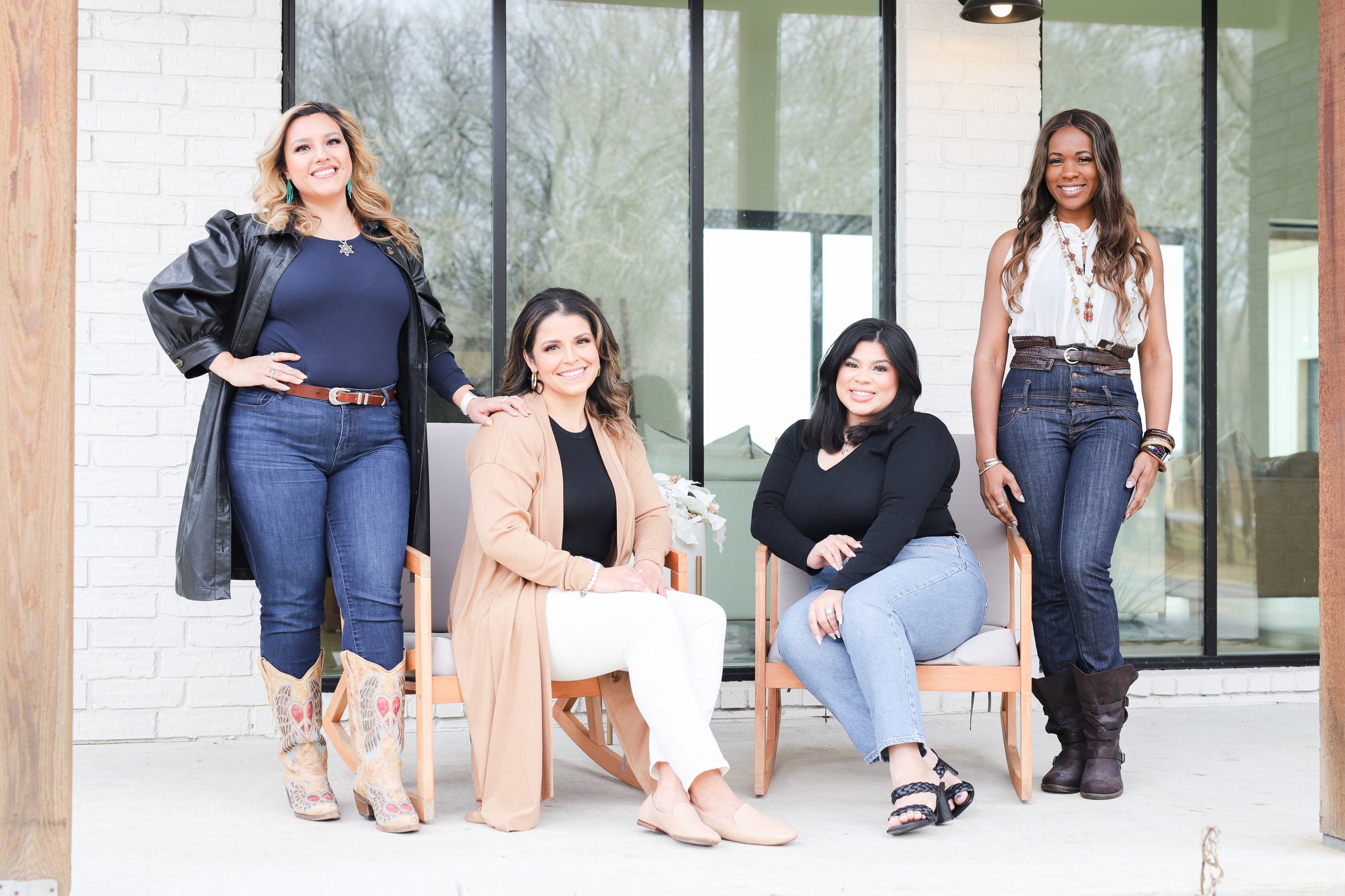 Erica Anaya Branding Session-45.jpg