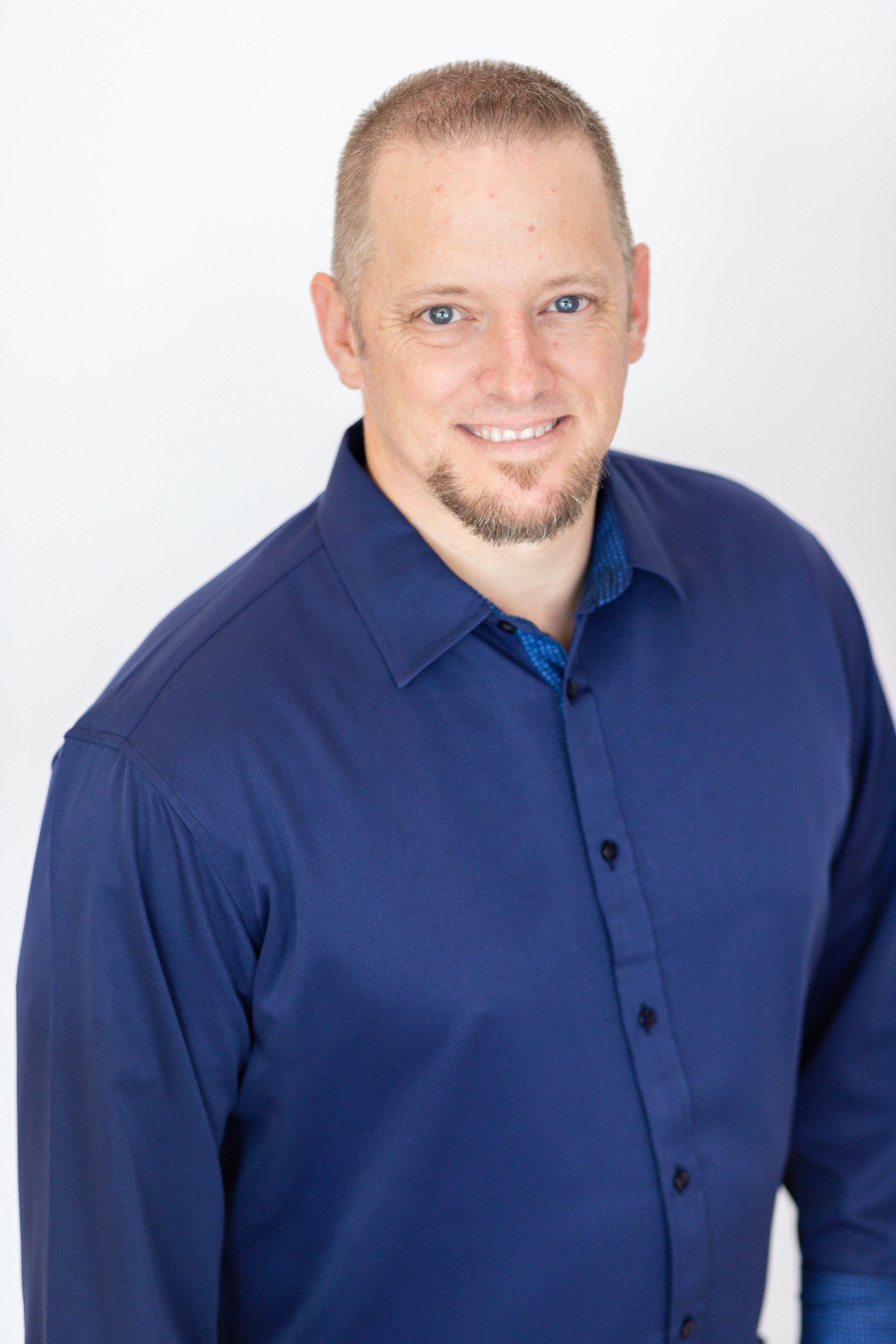 Karen Gray Branding Session-1.jpg