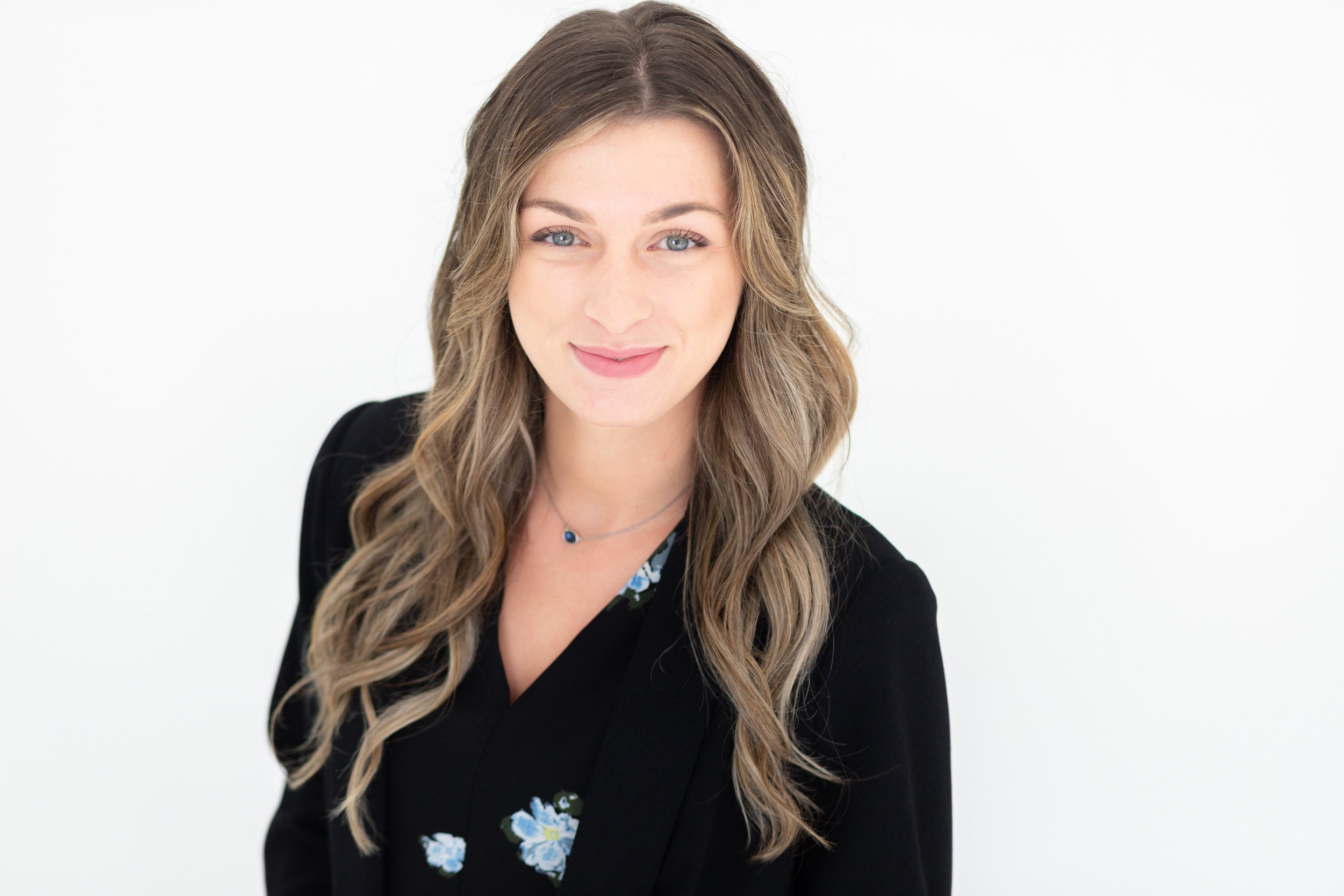 Maddie Tedder Headshot Mini Sesion-3.jpg