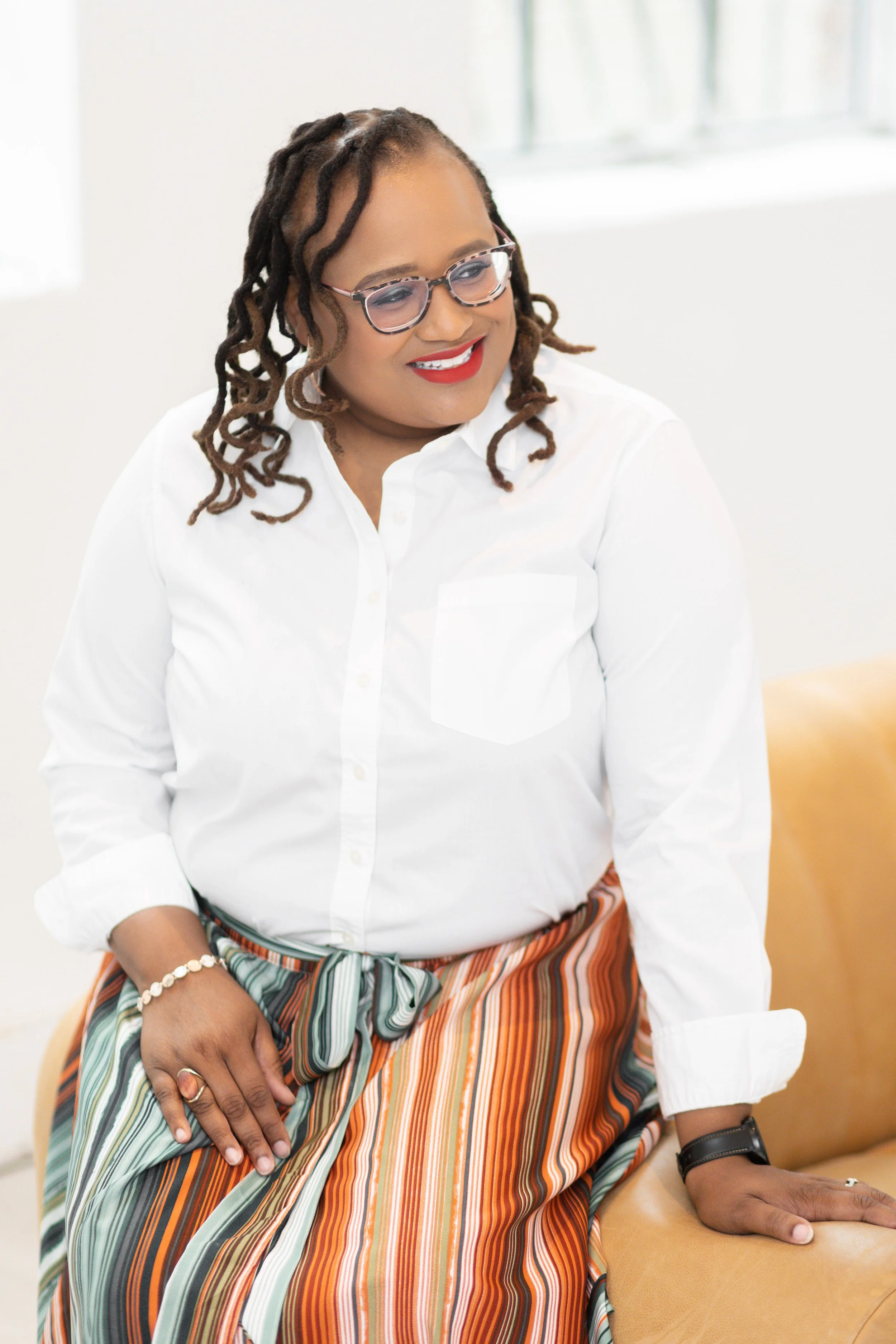 Roberta McKnight-Dupas Headshot Mini Session-21.jpg