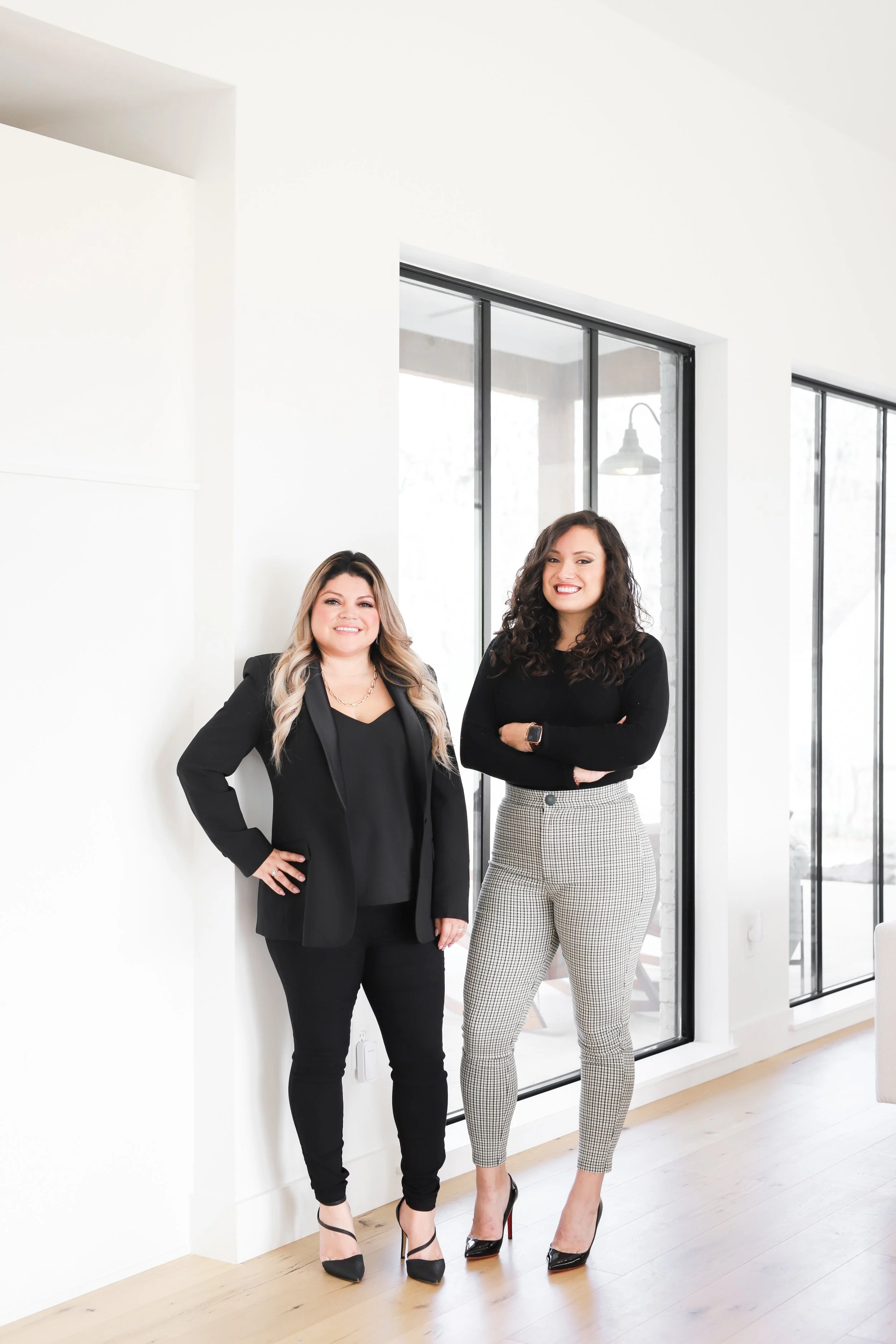 Venesa Acosta Branding Session-25.jpg