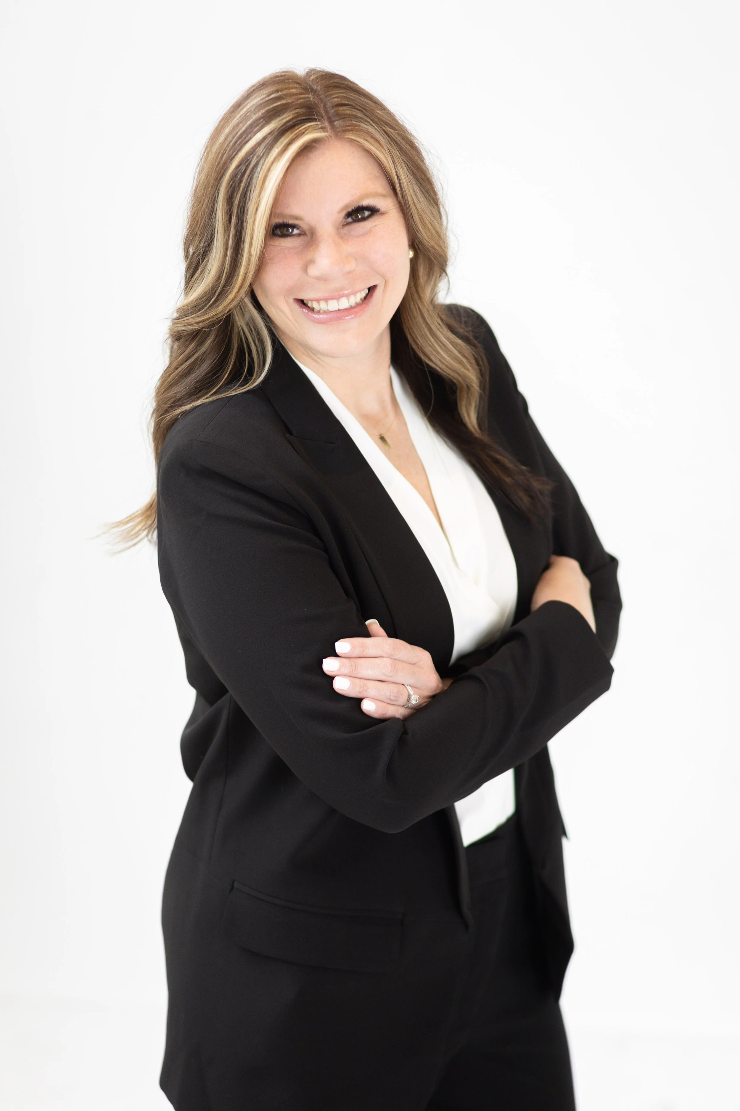 Lisa Valdez Headshot Mini Session-8.jpg