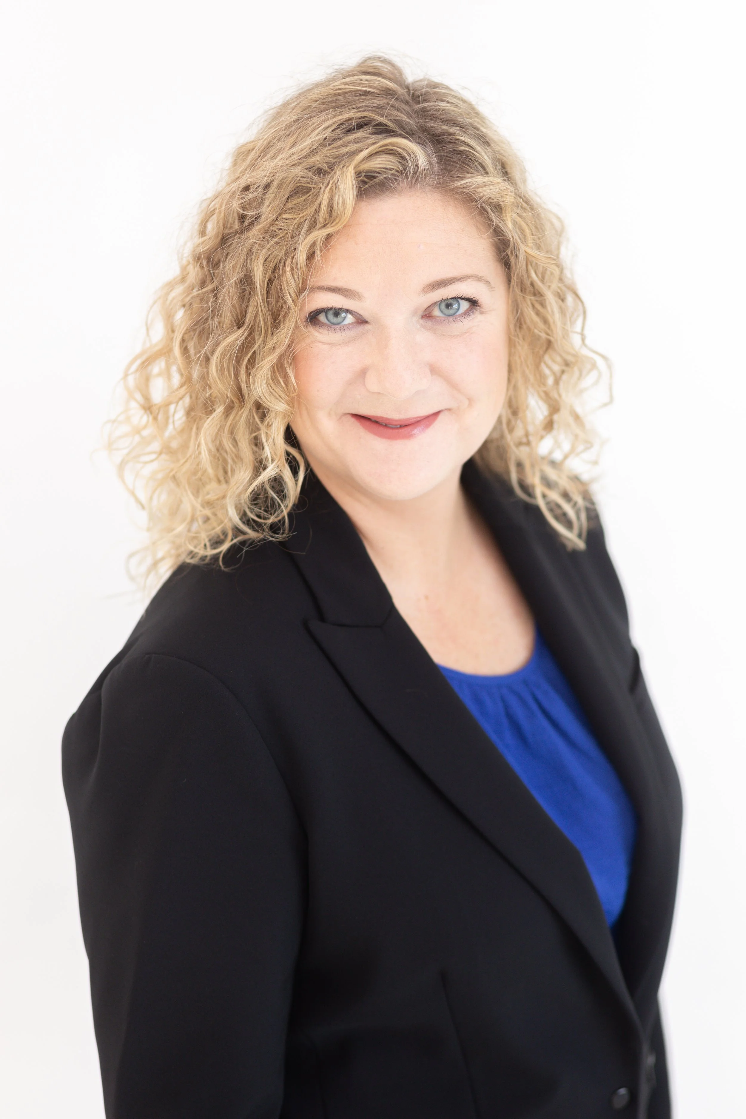 Rachael Kelly Headshot Mini Session-2.jpg