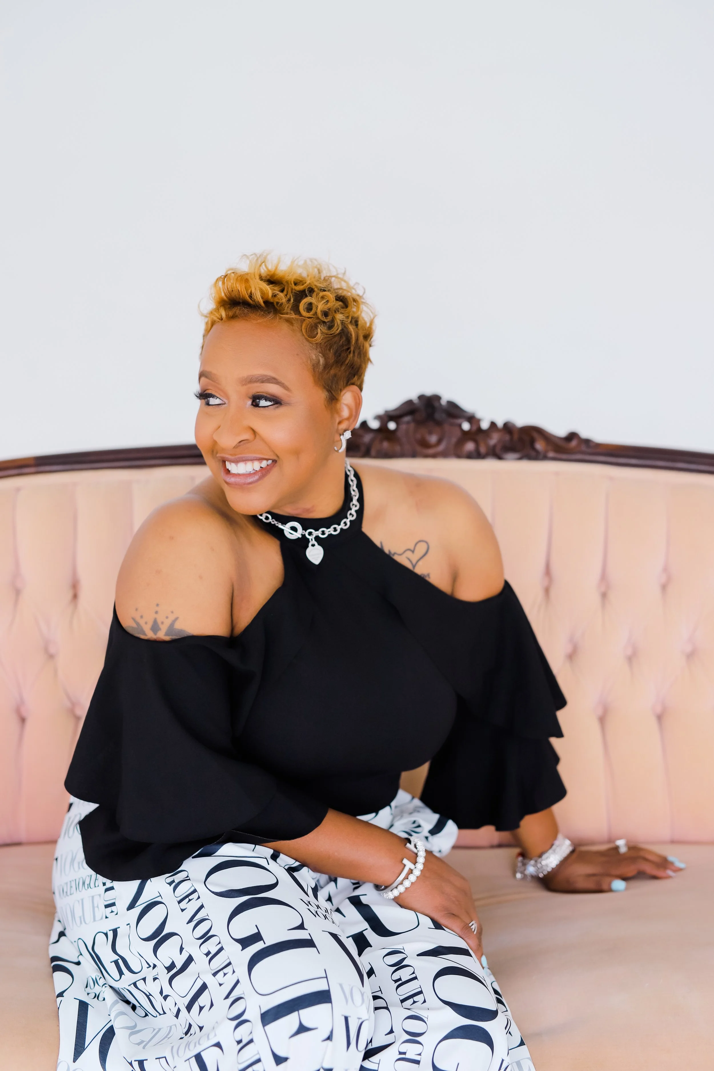 Shivonne Carolina Branding Session-86.jpg