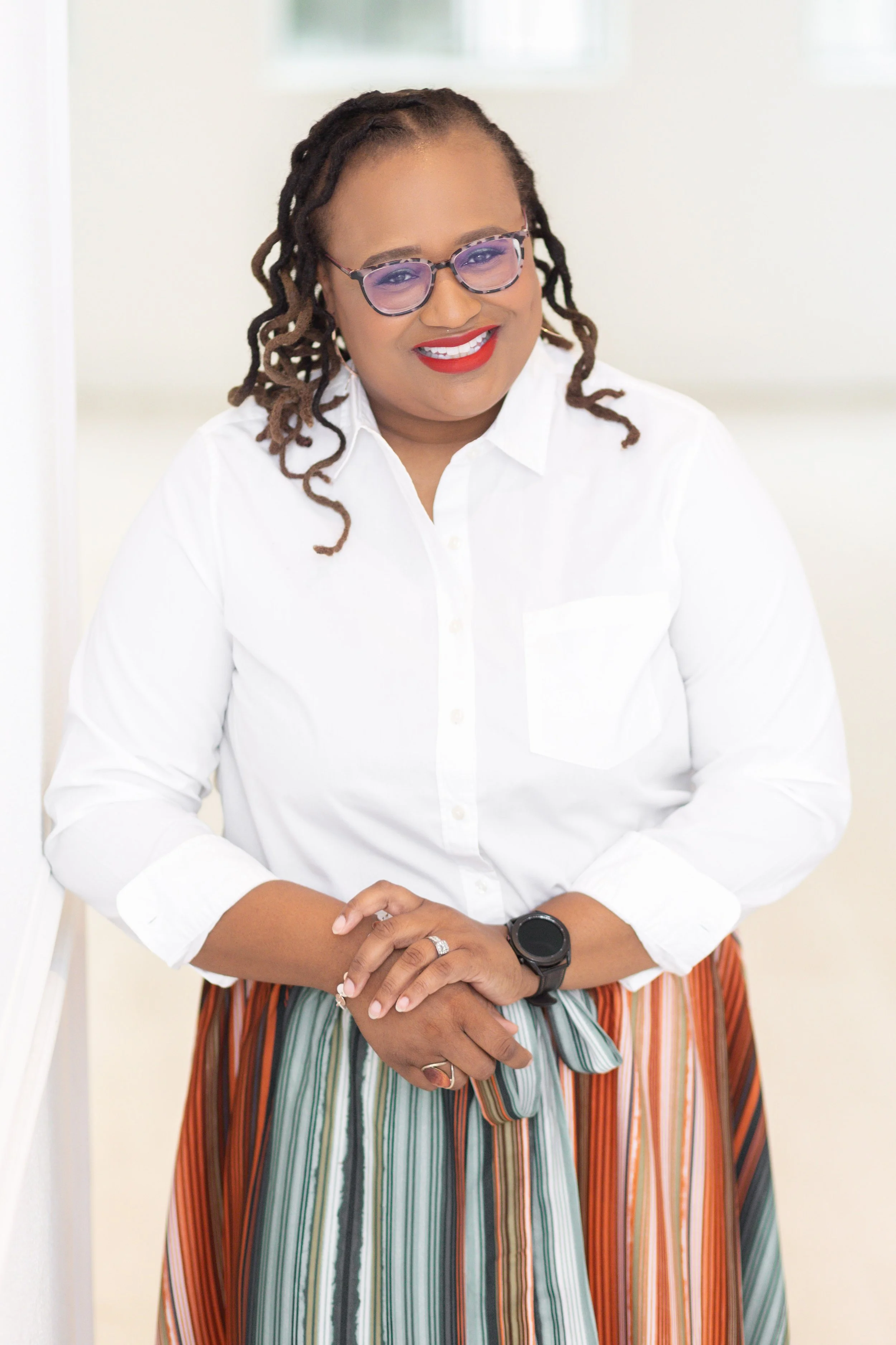 Roberta McKnight-Dupas Headshot Mini Session-10.jpg