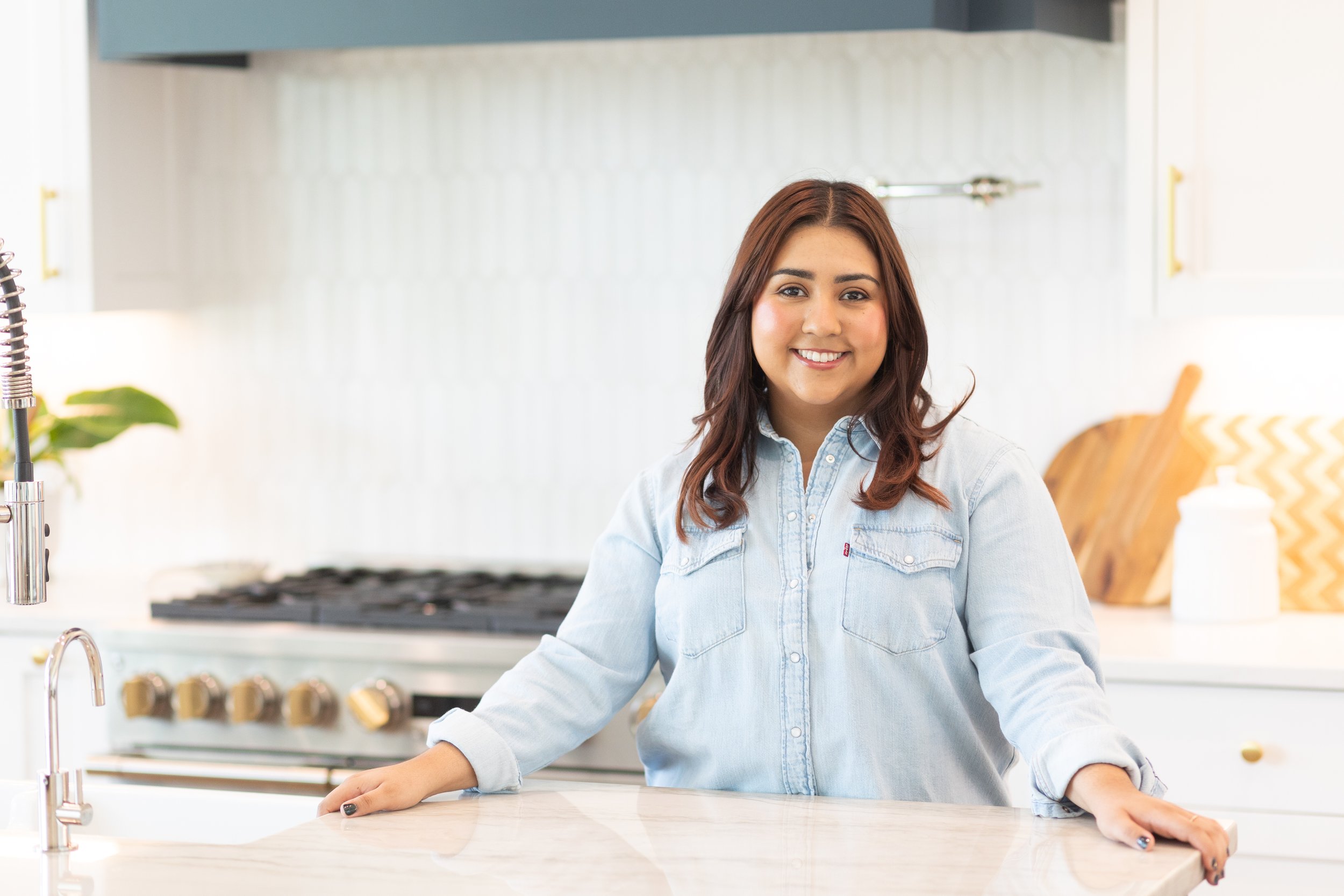 Maribel Saldivar Branding Session-220.jpg