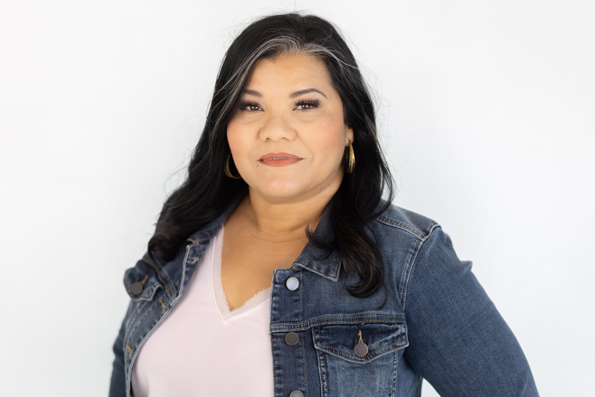 Icela Fernandez Mini Branding Session-72.jpg