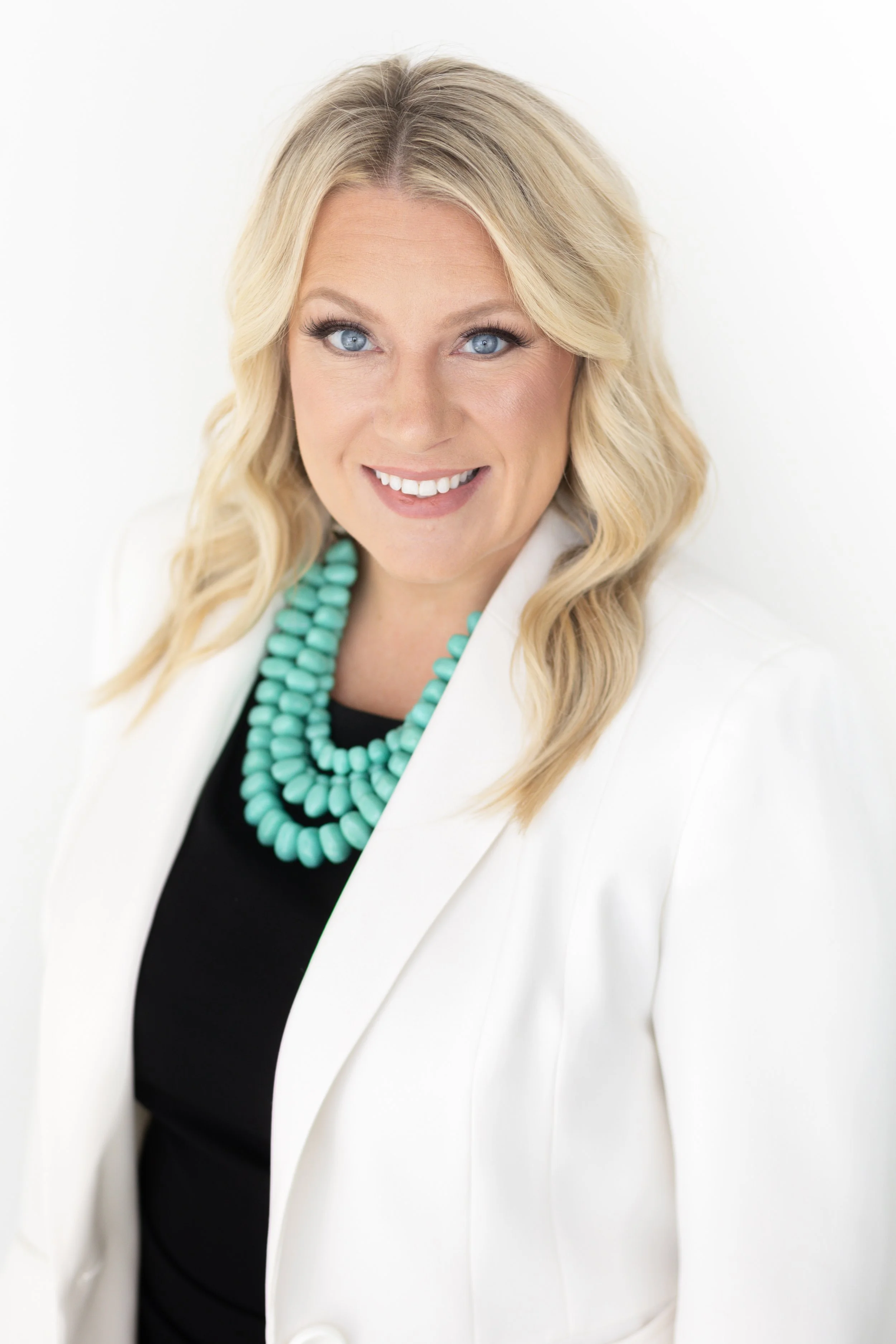 Melissa Heiss Headshot Mini Session-4.jpg