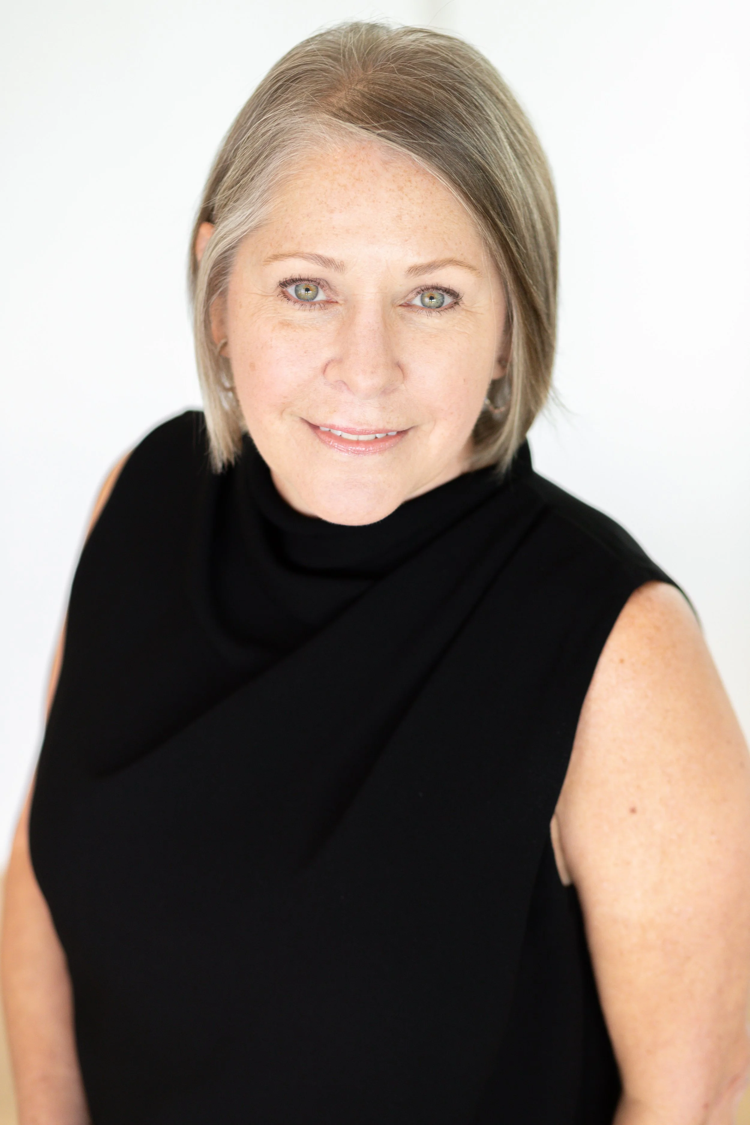 Deb Wells Team Branding Session-2.jpg