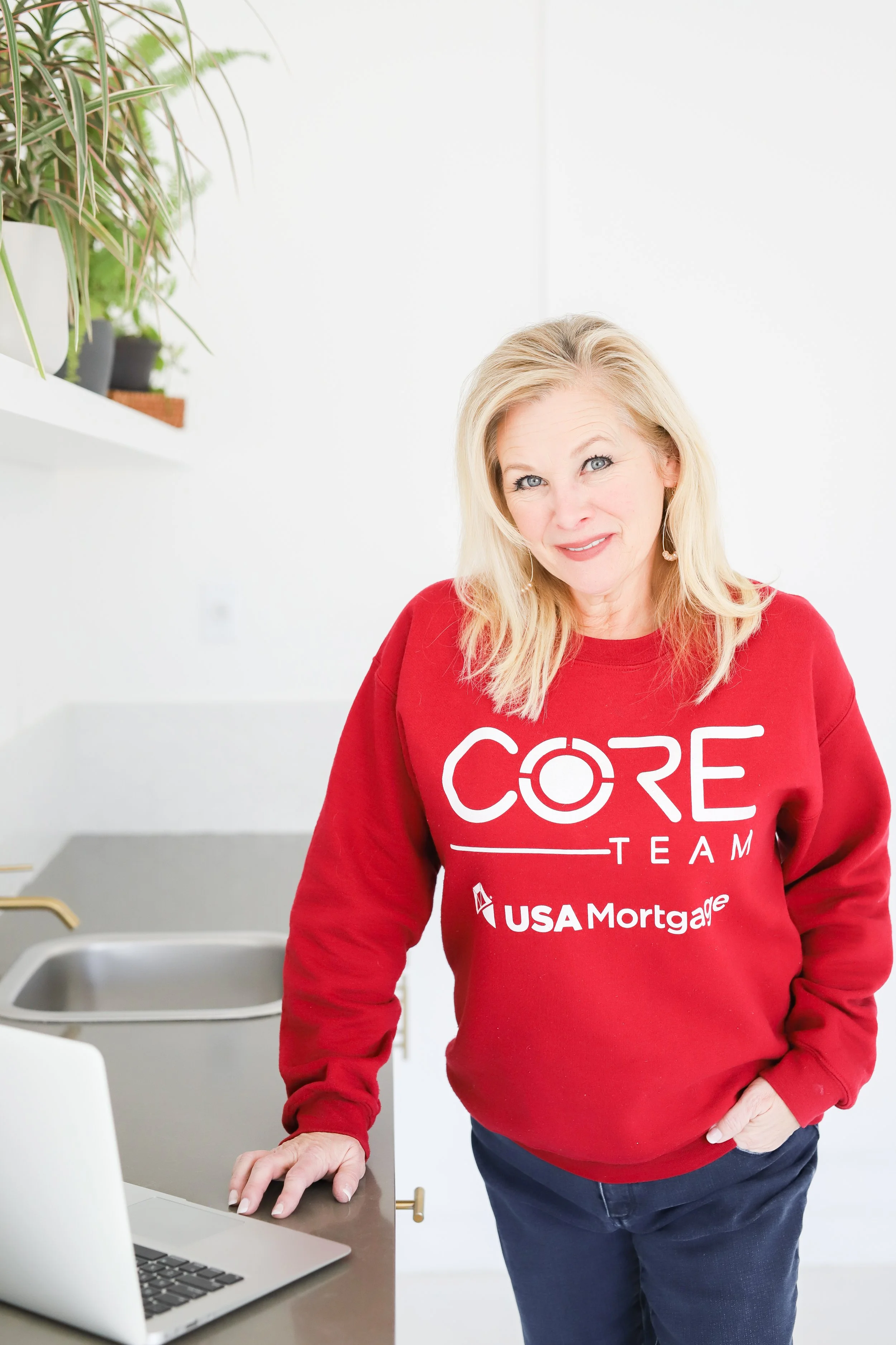 Meredith Quach Branding Session-6.jpg