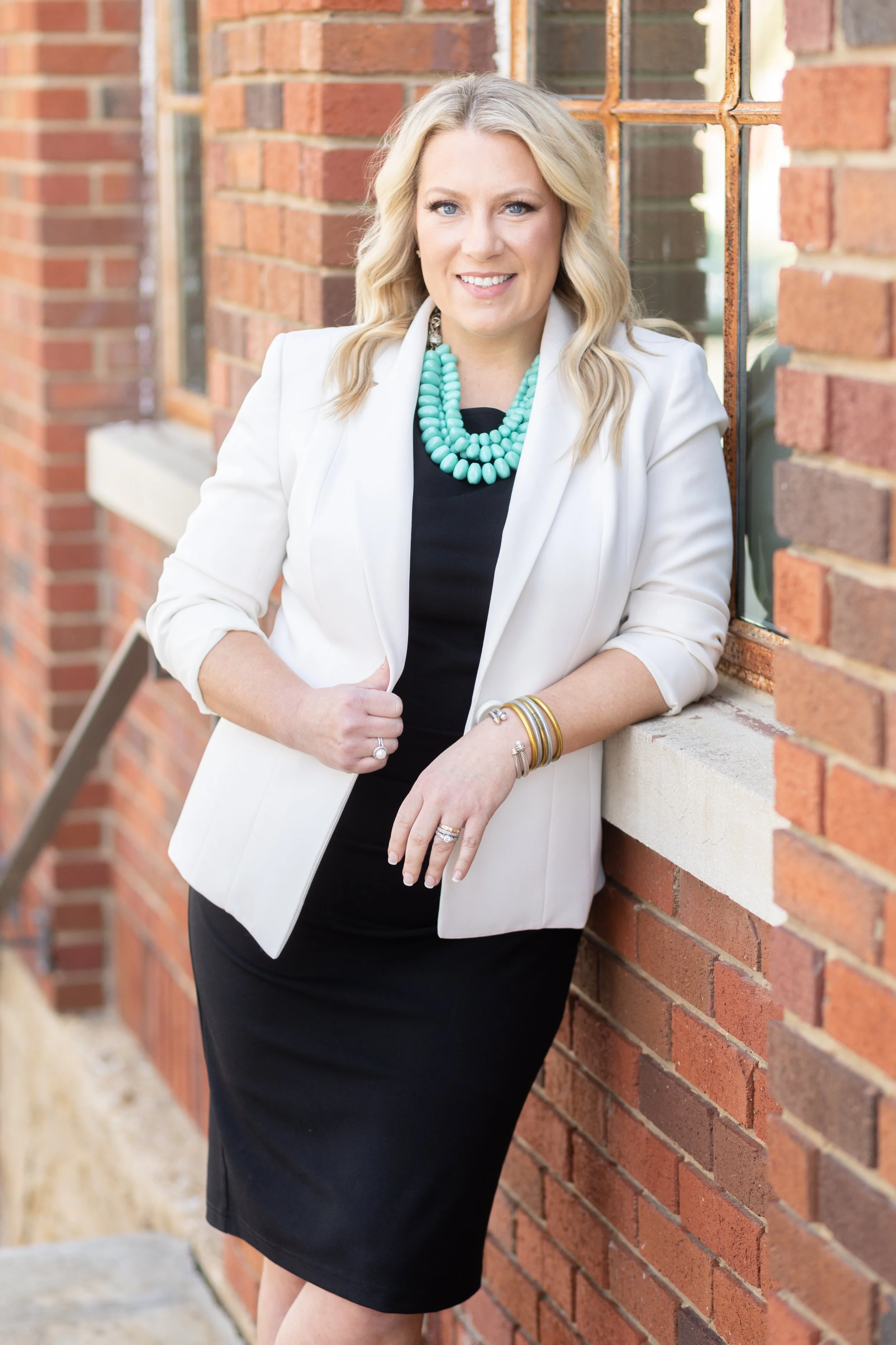 Melissa Heiss Headshot Mini Session-16.jpg