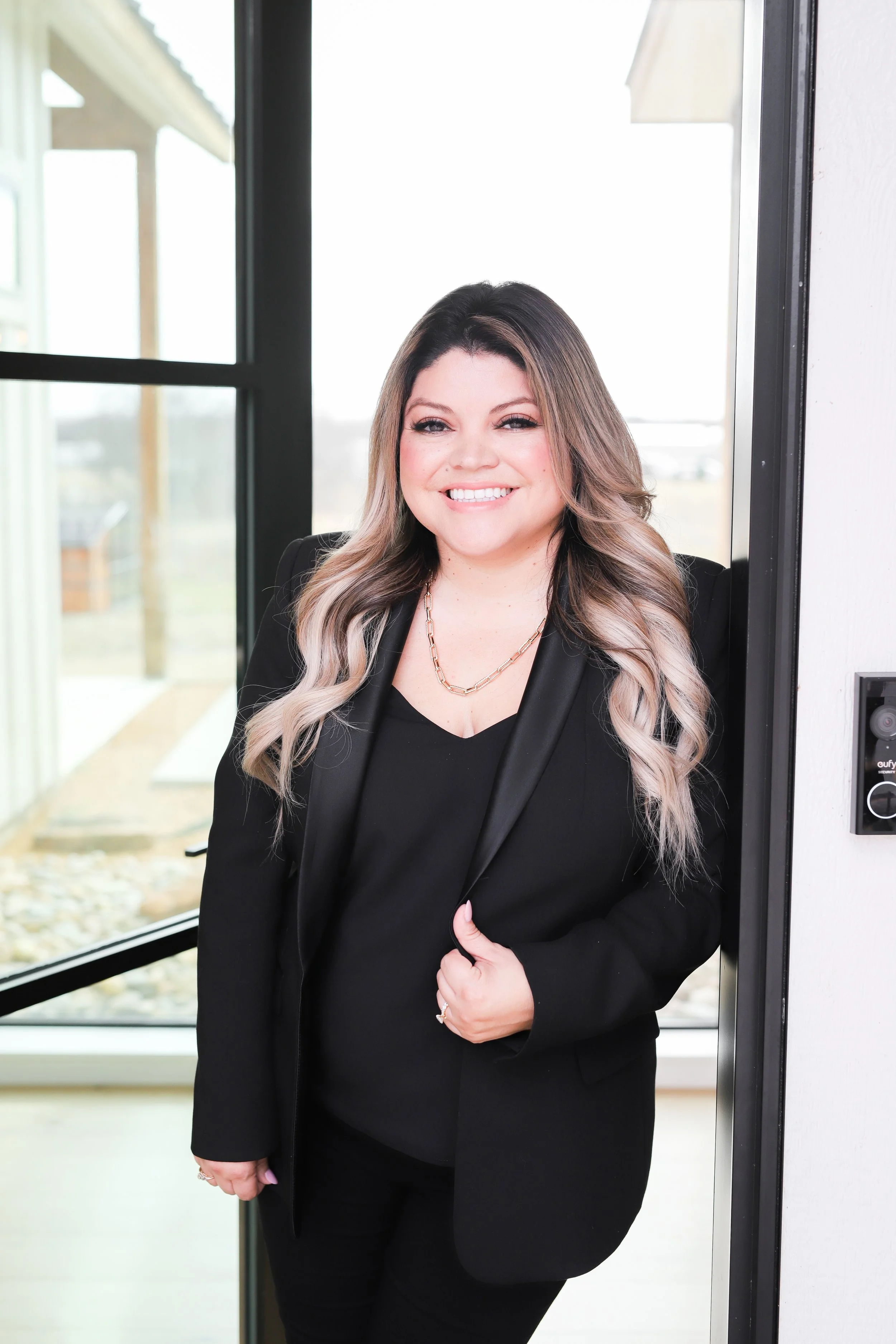 Venesa Acosta Branding Session-46.jpg